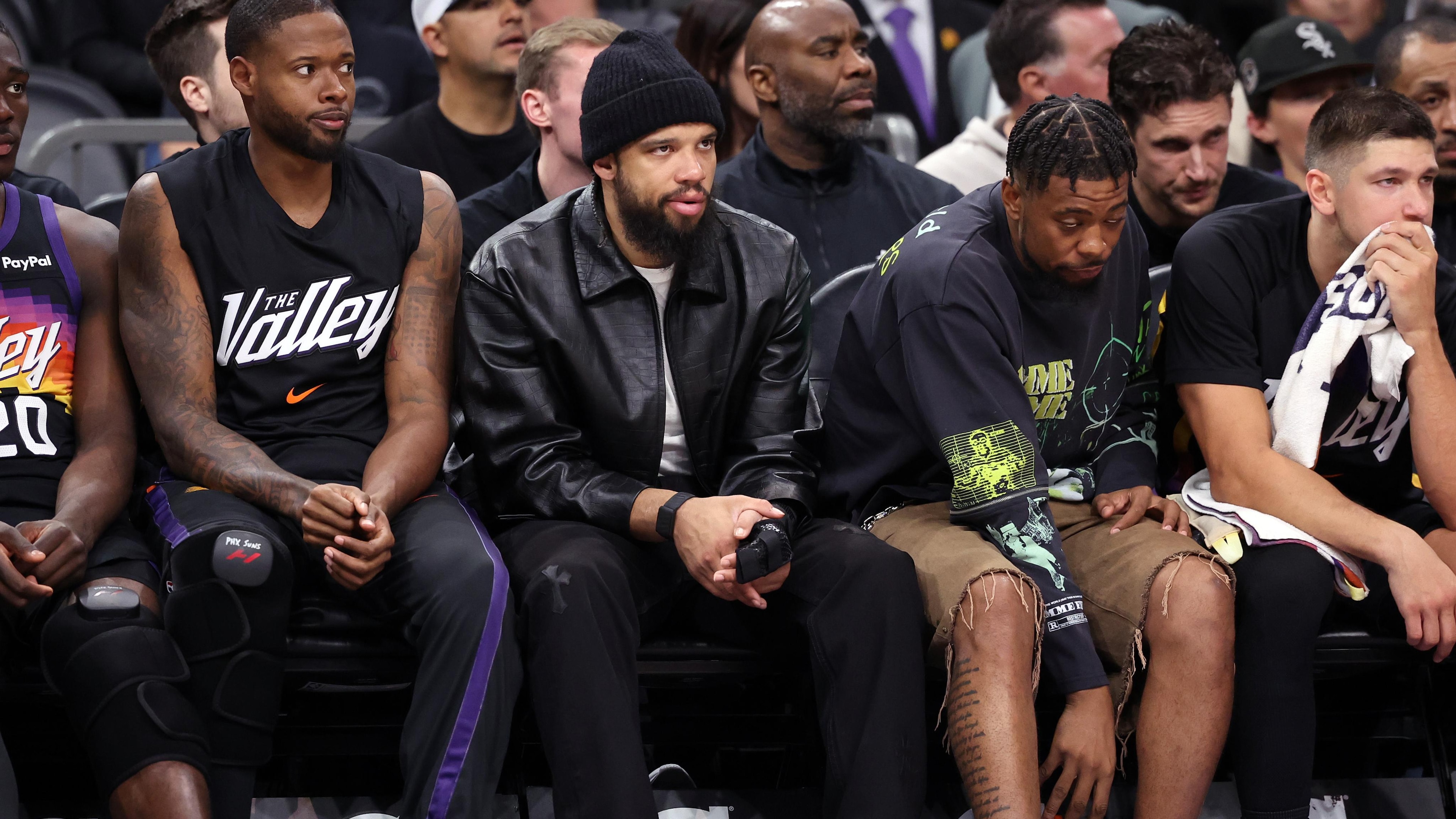 New Orleans Pelicans v Phoenix Suns New Orleans Pelicans v Phoenix Suns