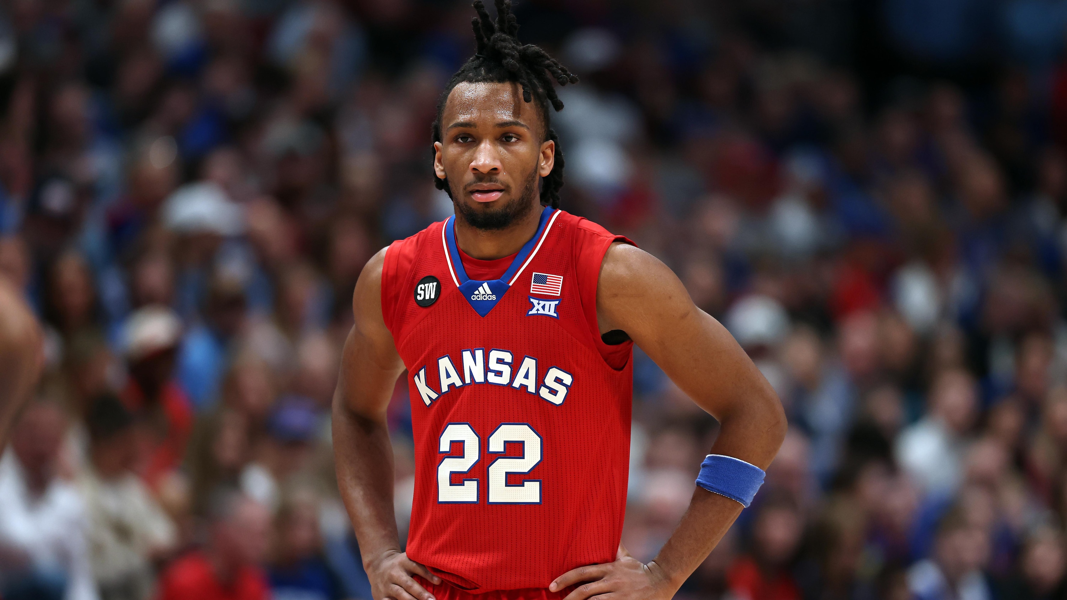 bleacherreport.com - Andrew Peters - Darryn Peterson Reveals 'Traumatic' Full-Body Cramps, Hospitalization During Freshman Year at Kansas