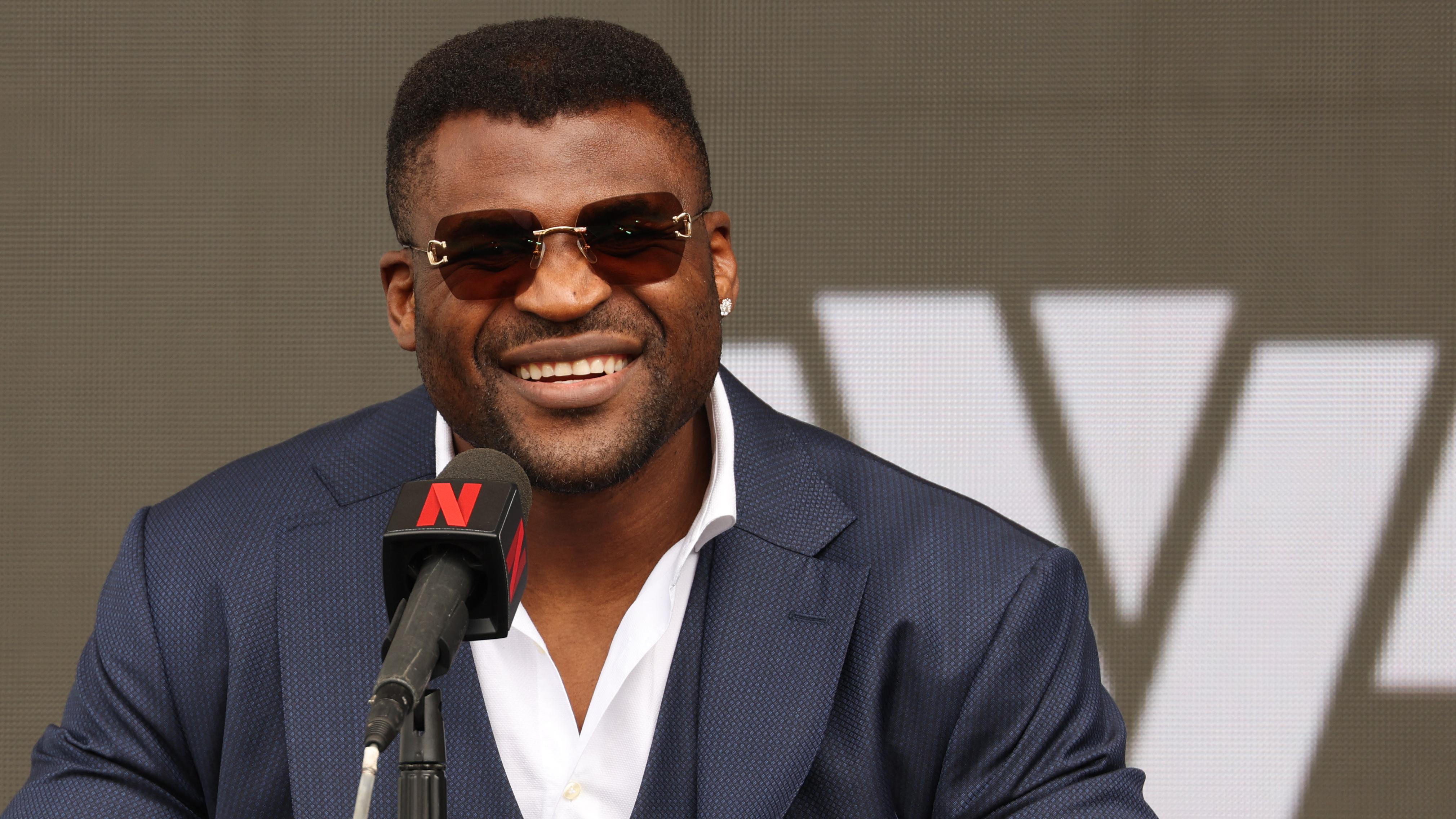 MMFA-UFC-USA-ROUSEY-CARANO