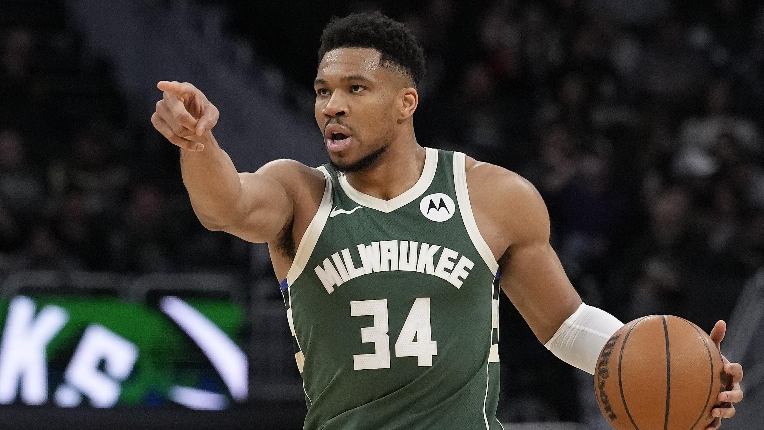 Utah Jazz v Milwaukee Bucks Utah Jazz v Milwaukee Bucks