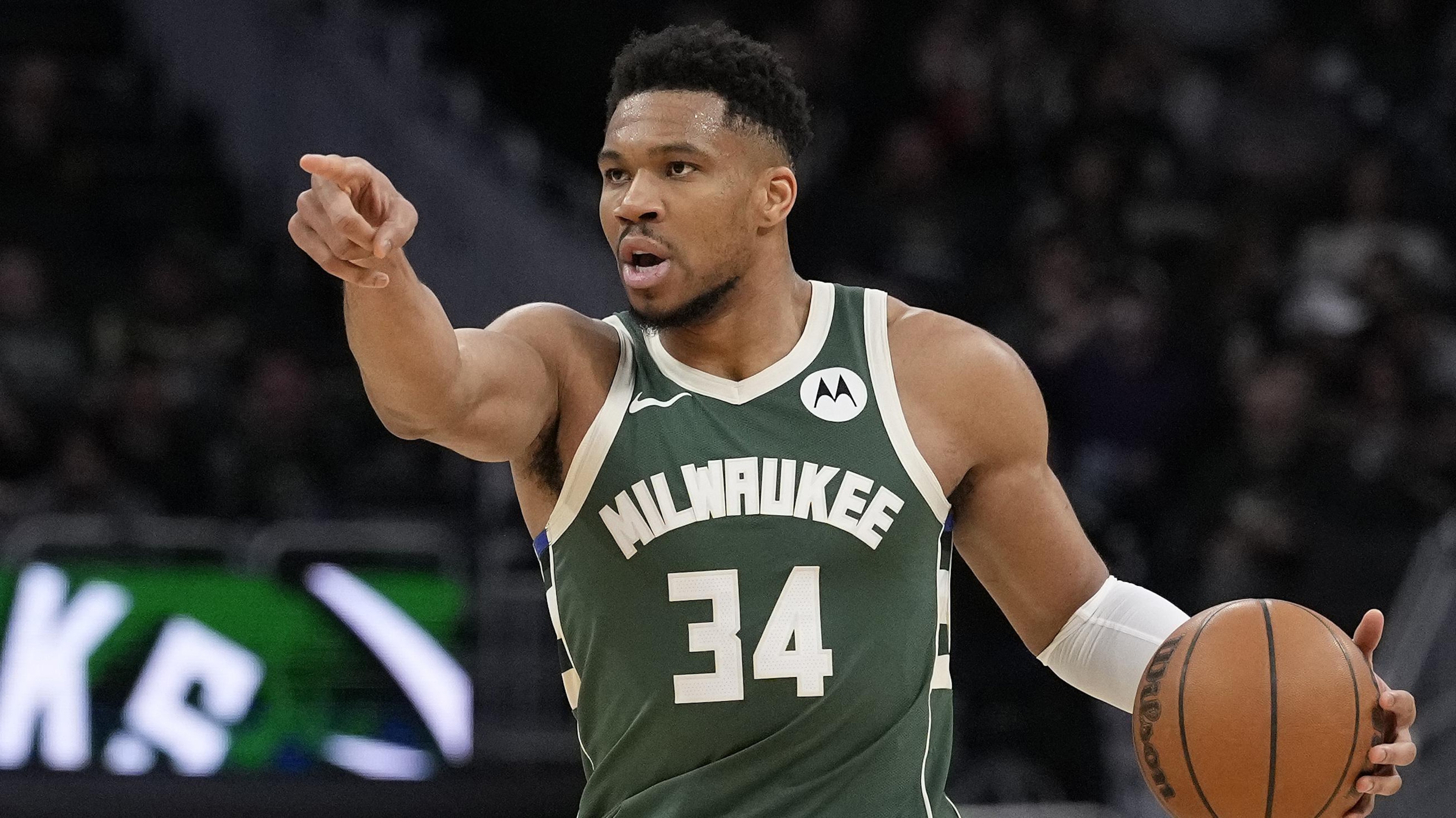 Utah Jazz v Milwaukee Bucks Utah Jazz v Milwaukee Bucks