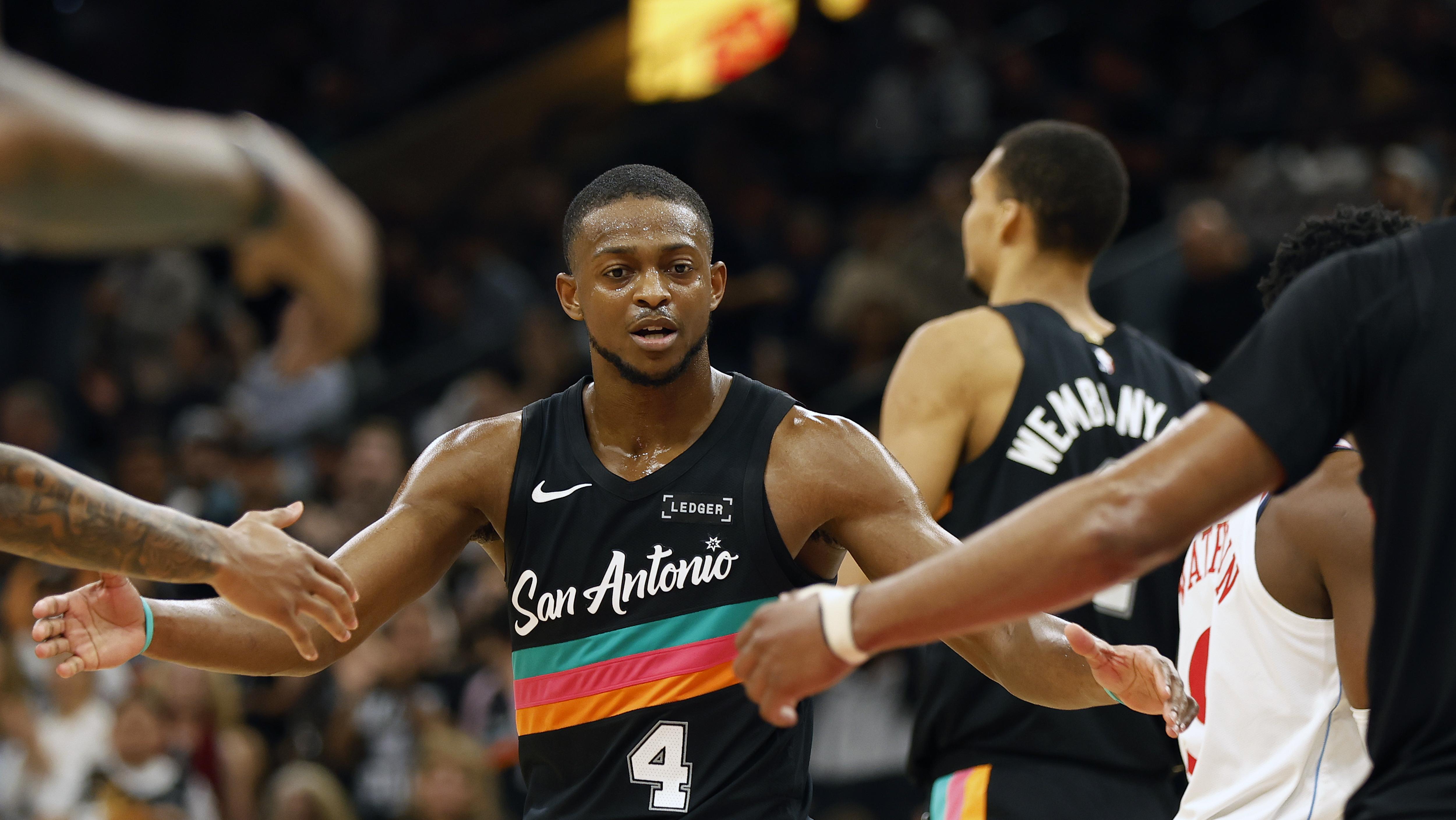 Los Angeles Clippers v San Antonio Spurs