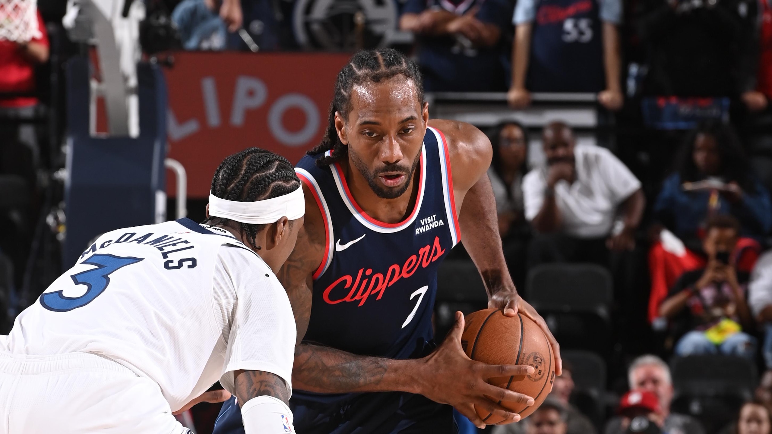 Minnesota TImberwolves v Los Angeles Clippers