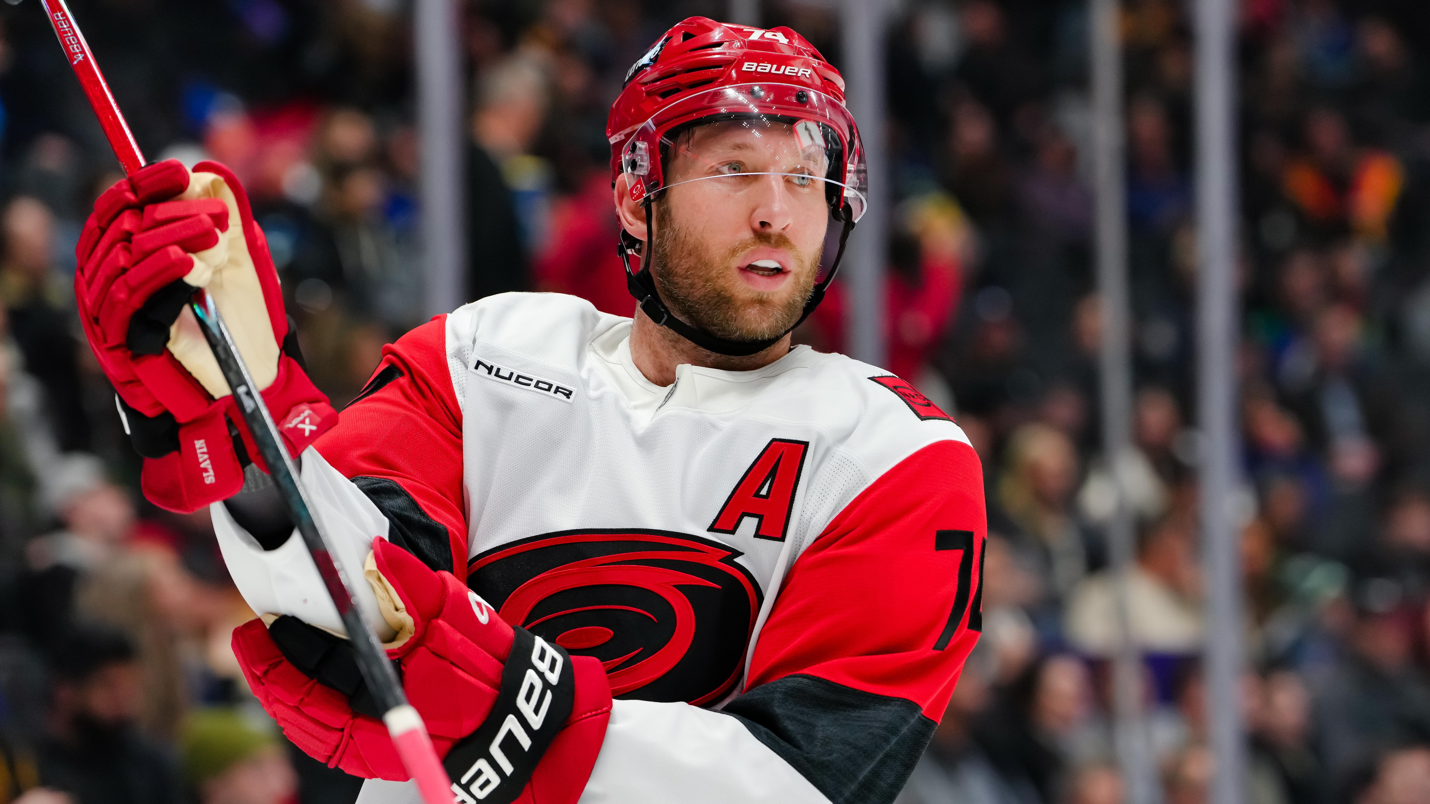 Carolina Hurricanes v Vancouver Canucks