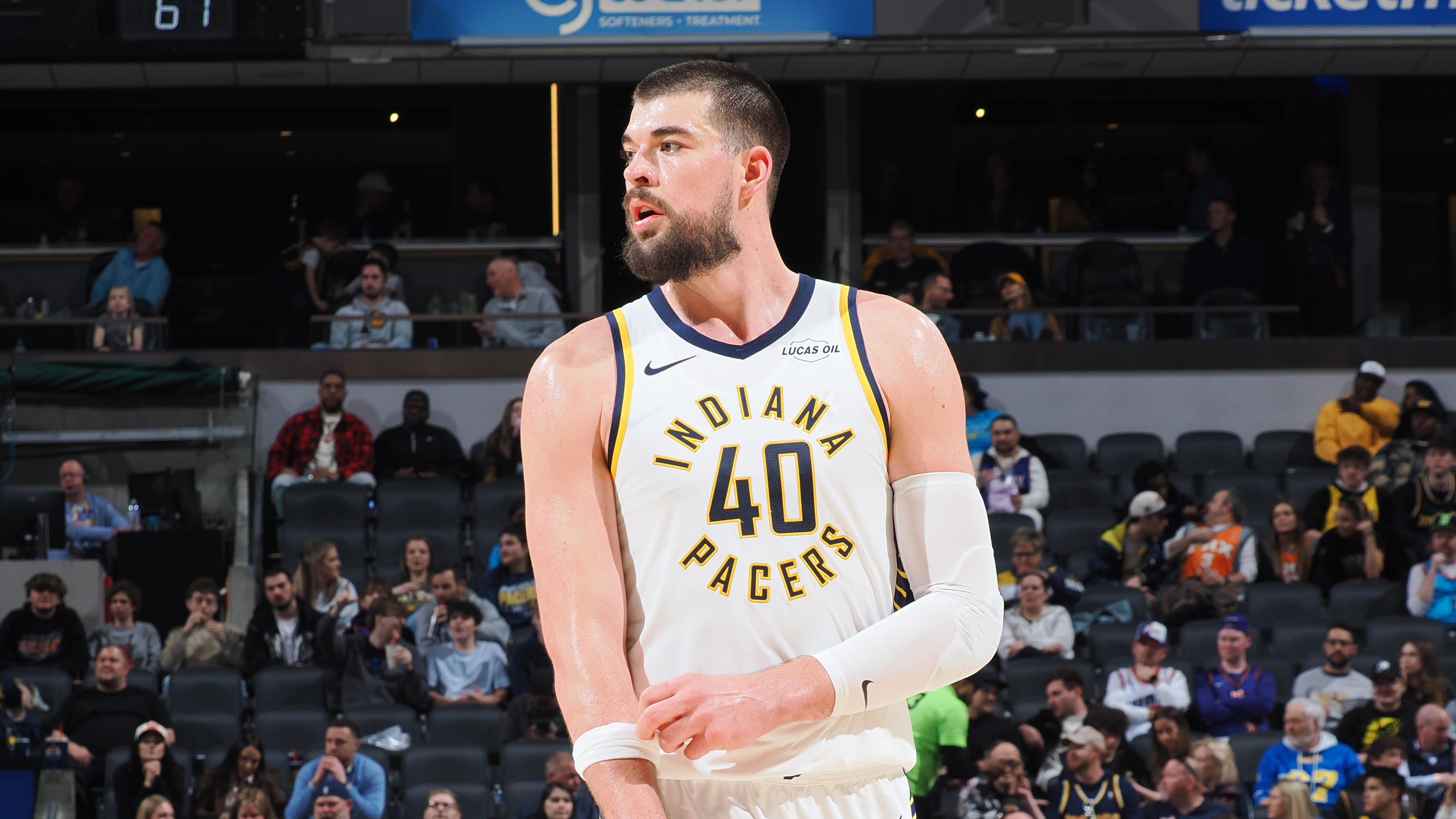 Phoenix Suns v Indiana Pacers