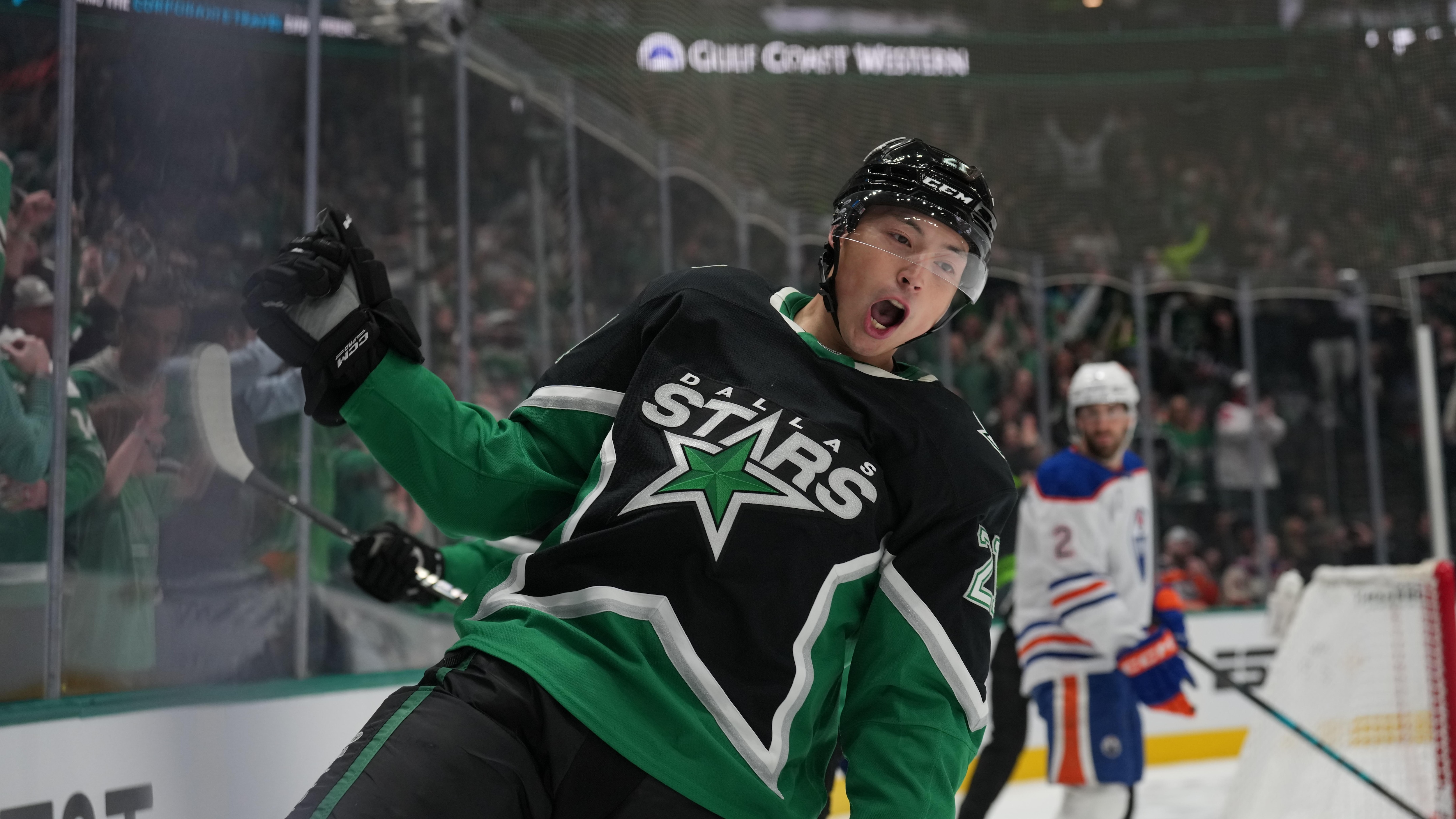 Edmonton Oilers v Dallas Stars