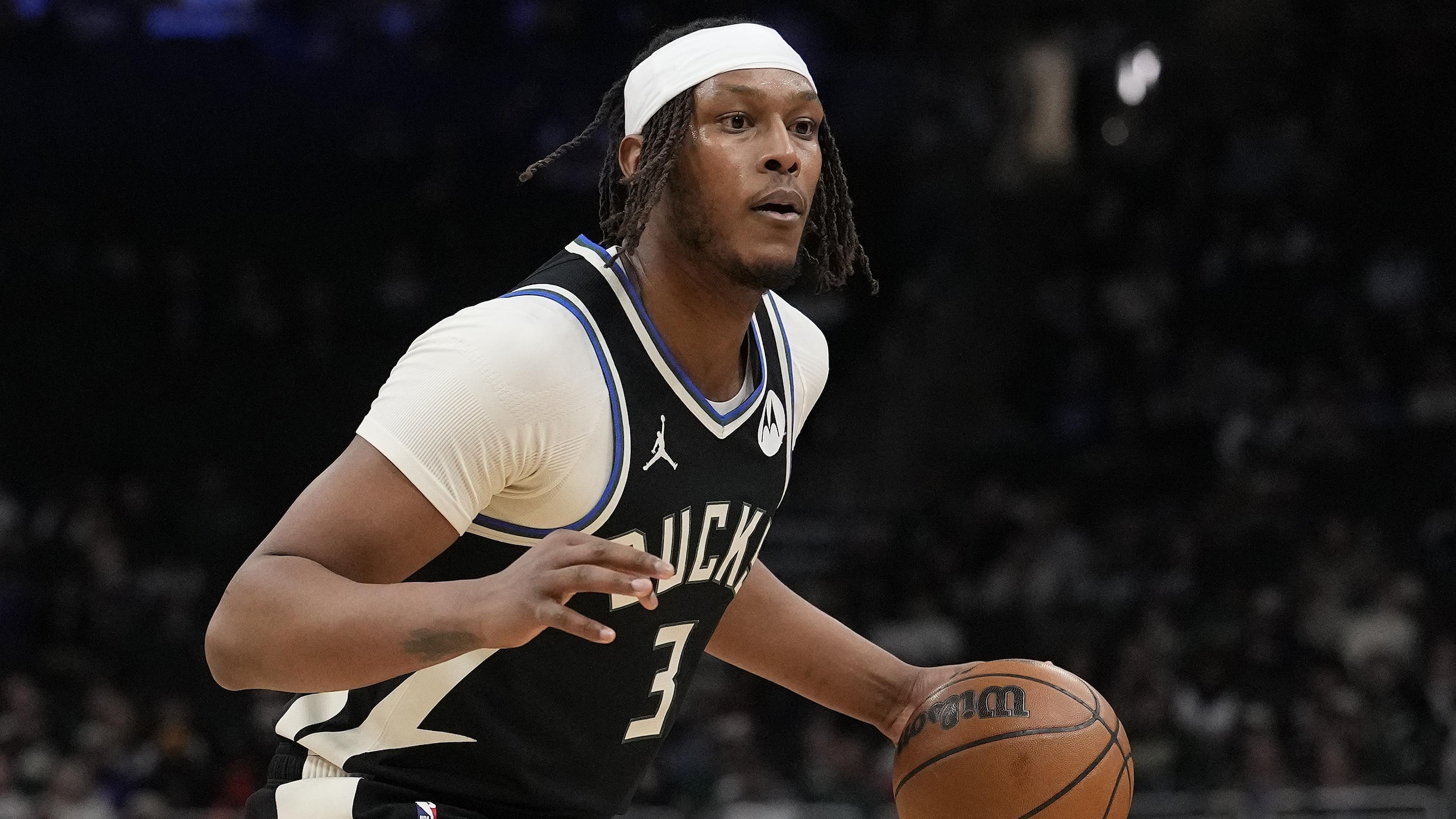 Orlando Magic v Milwaukee Bucks