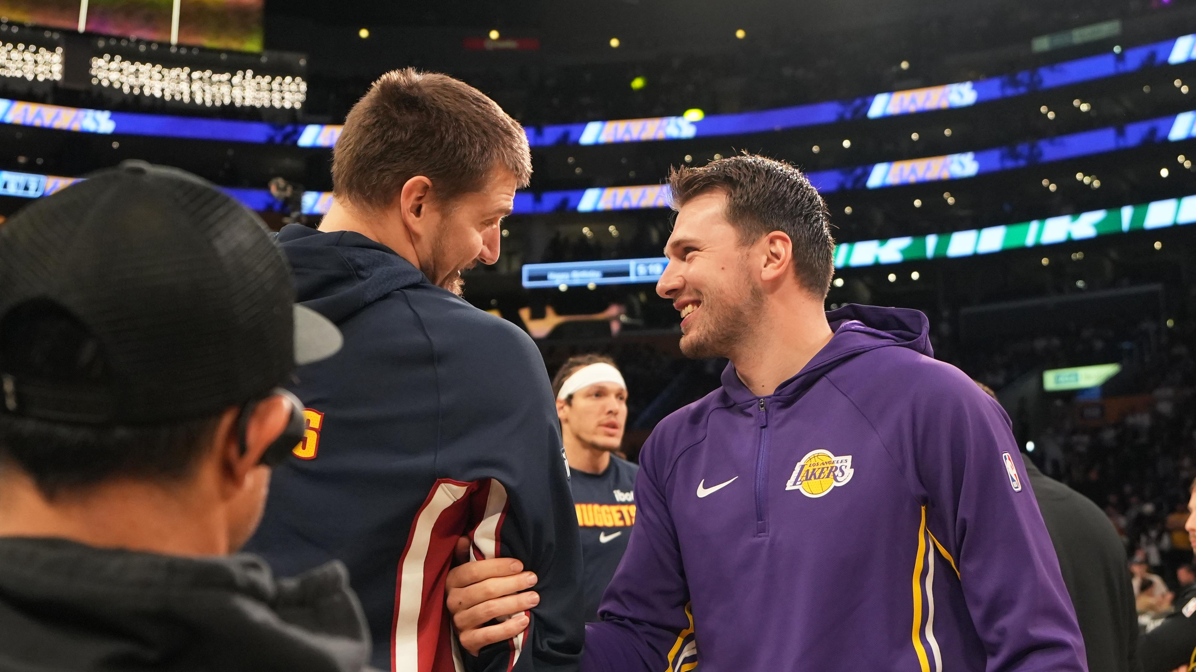 Denver Nuggets v Los Angeles Lakers