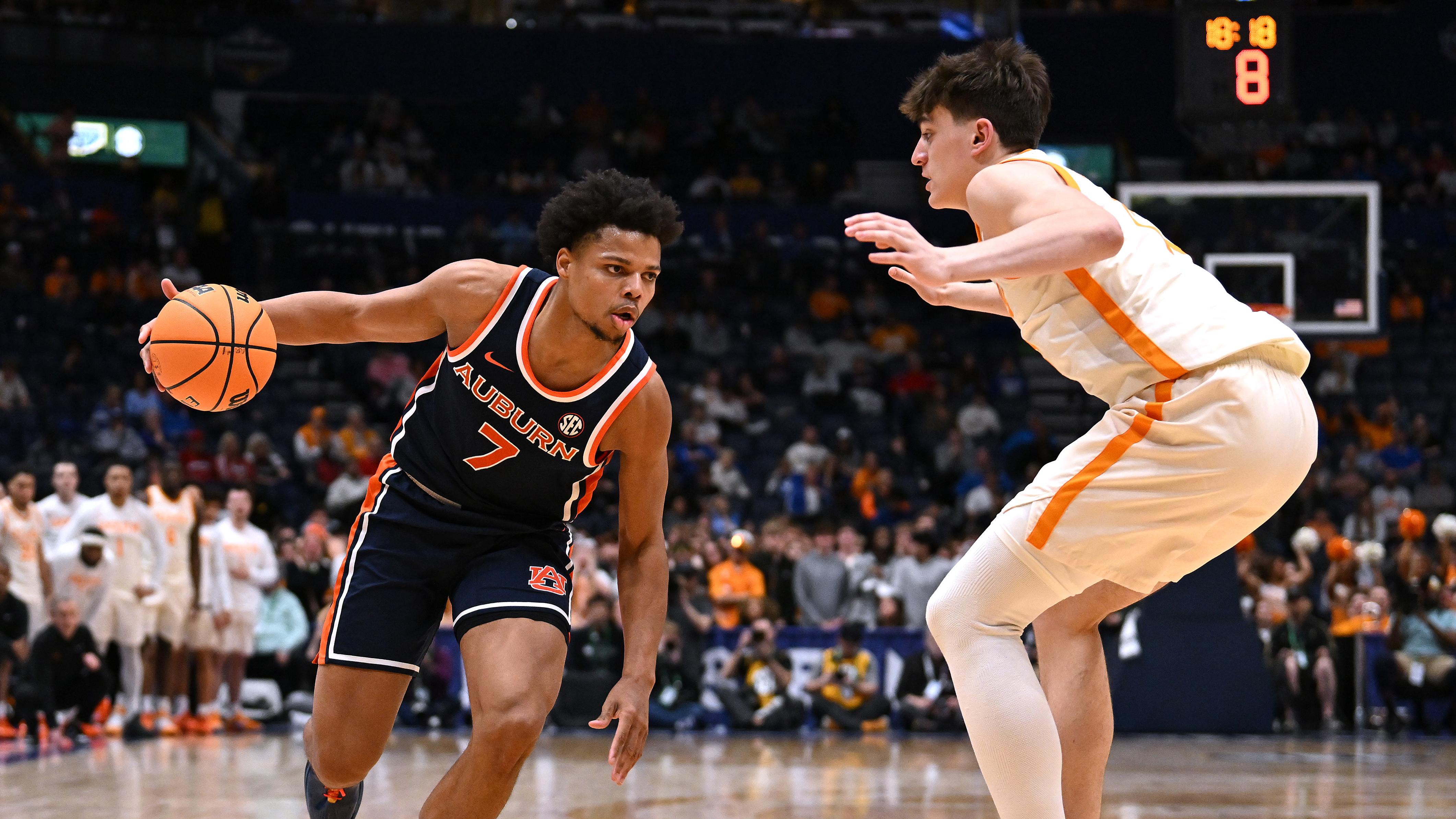 Auburn v Tennessee