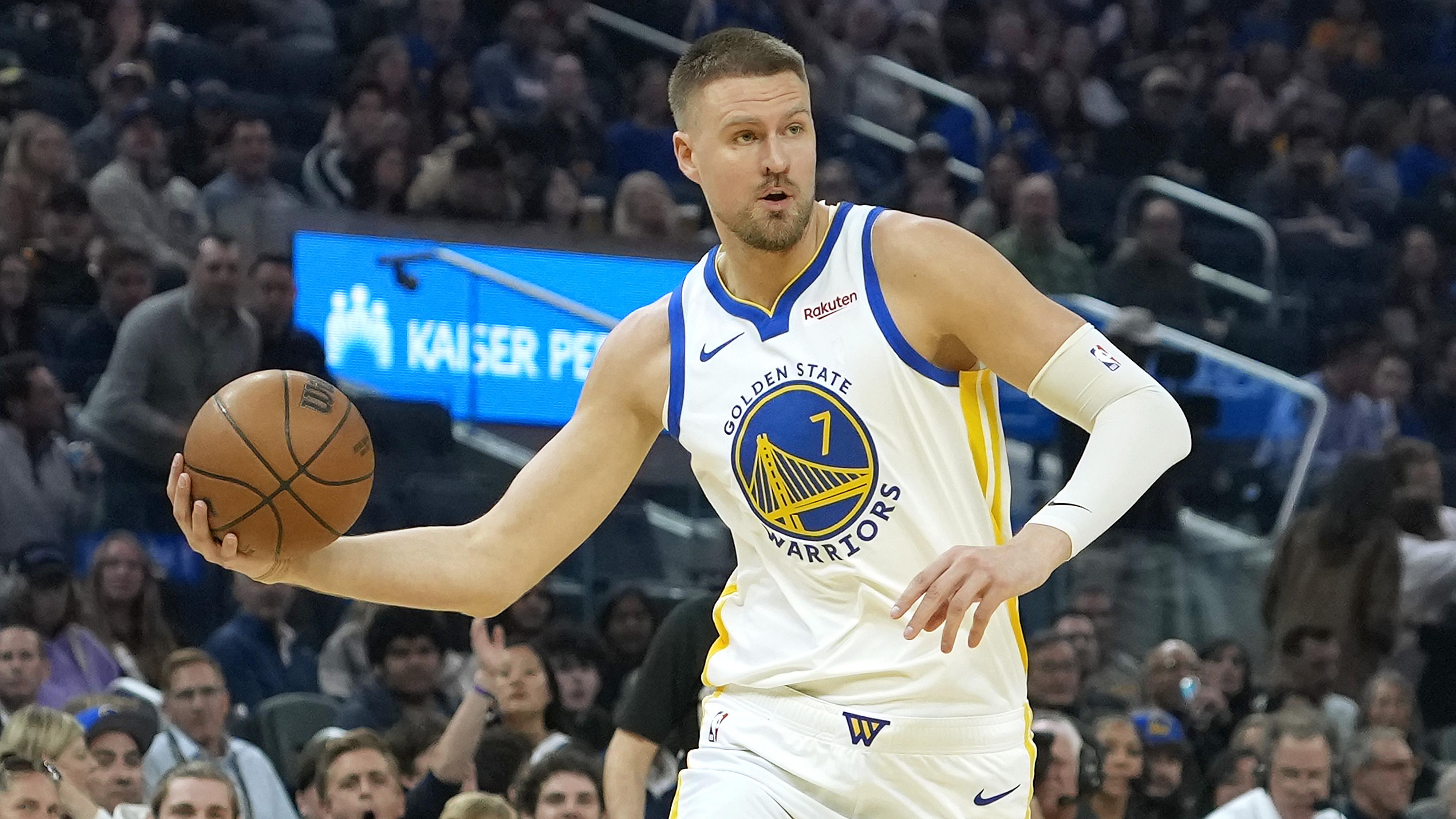Minnesota TImberwolves v Golden State Warriors