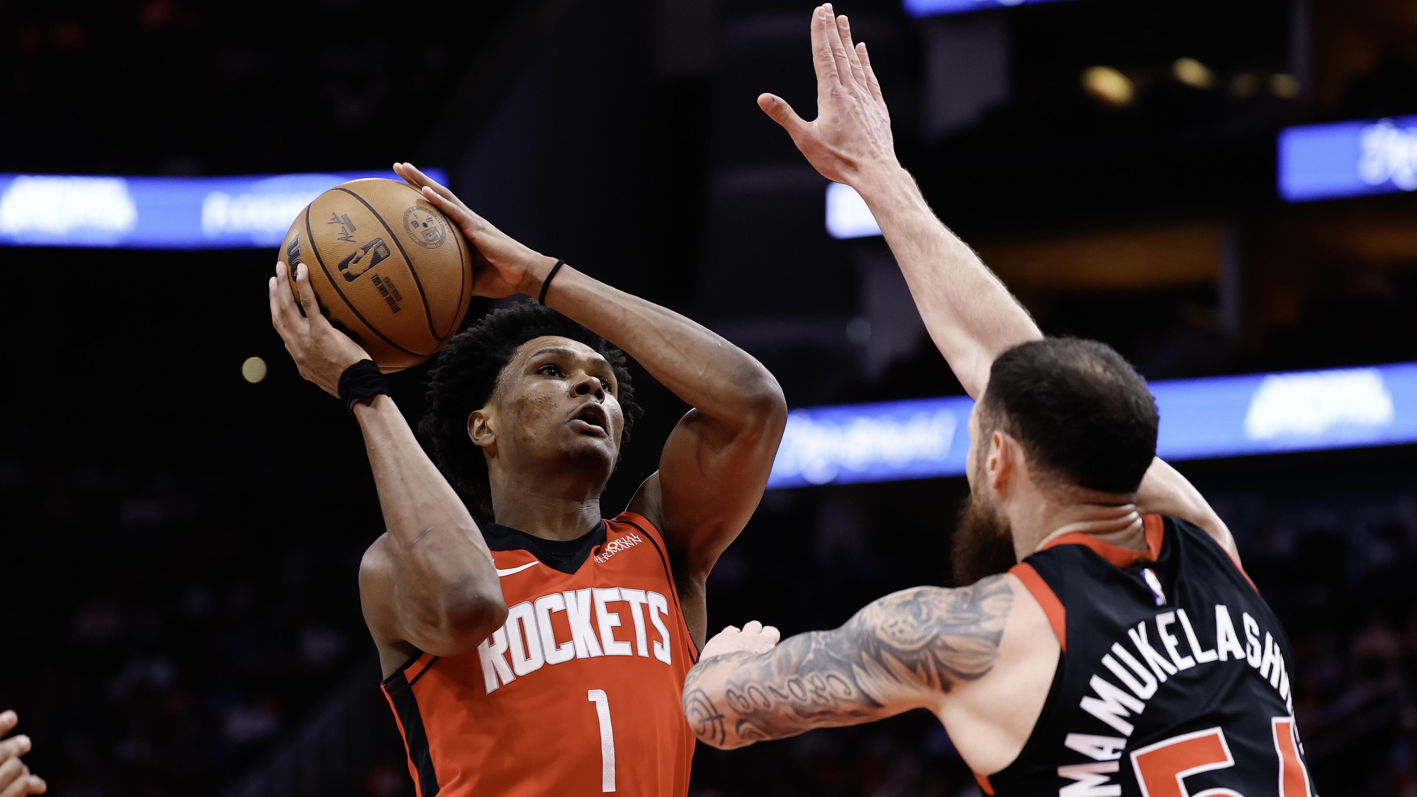 Toronto Raptors v Houston Rockets