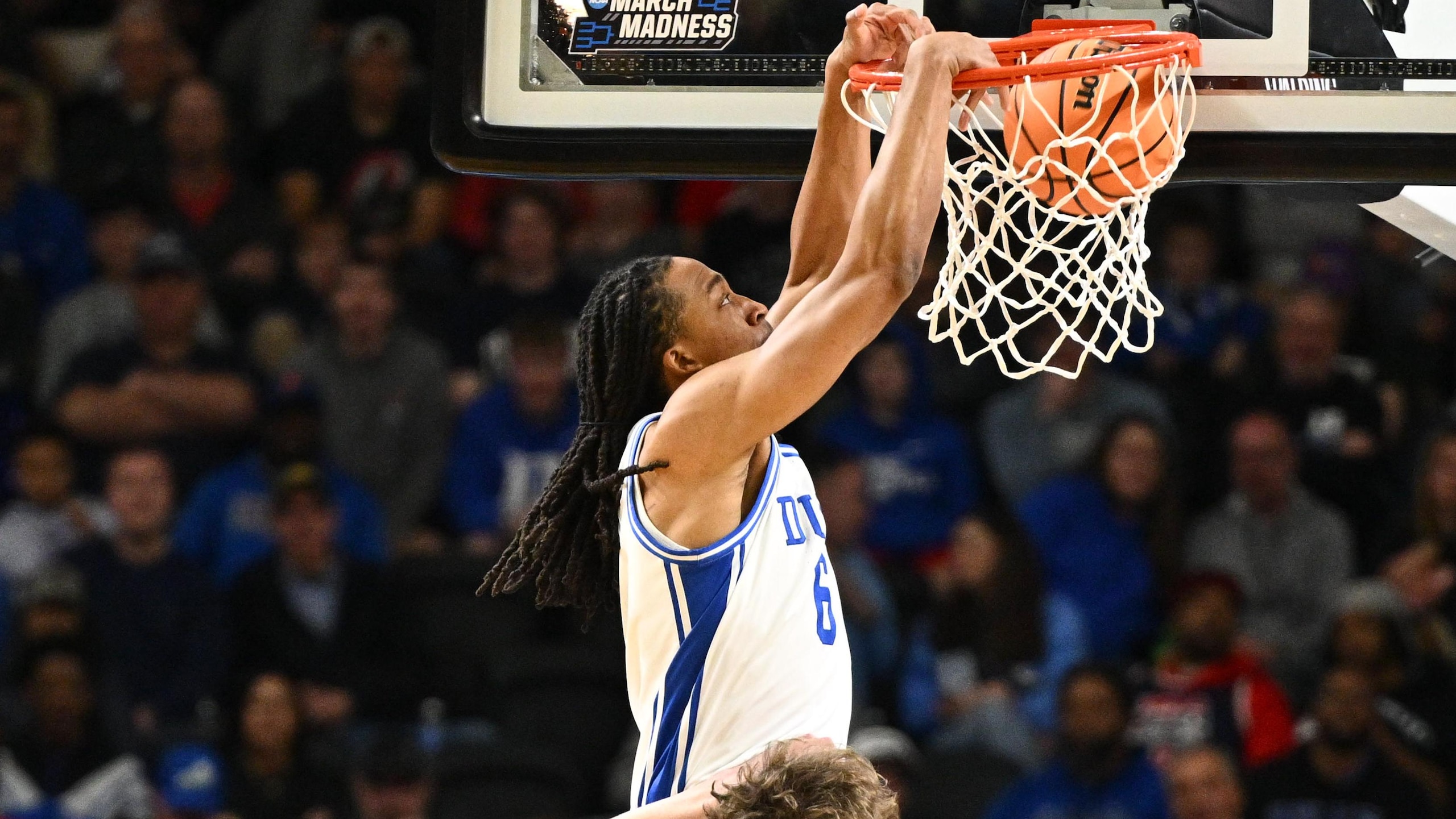 Duke Expected 1st-Round 'Cakewalk' 😬