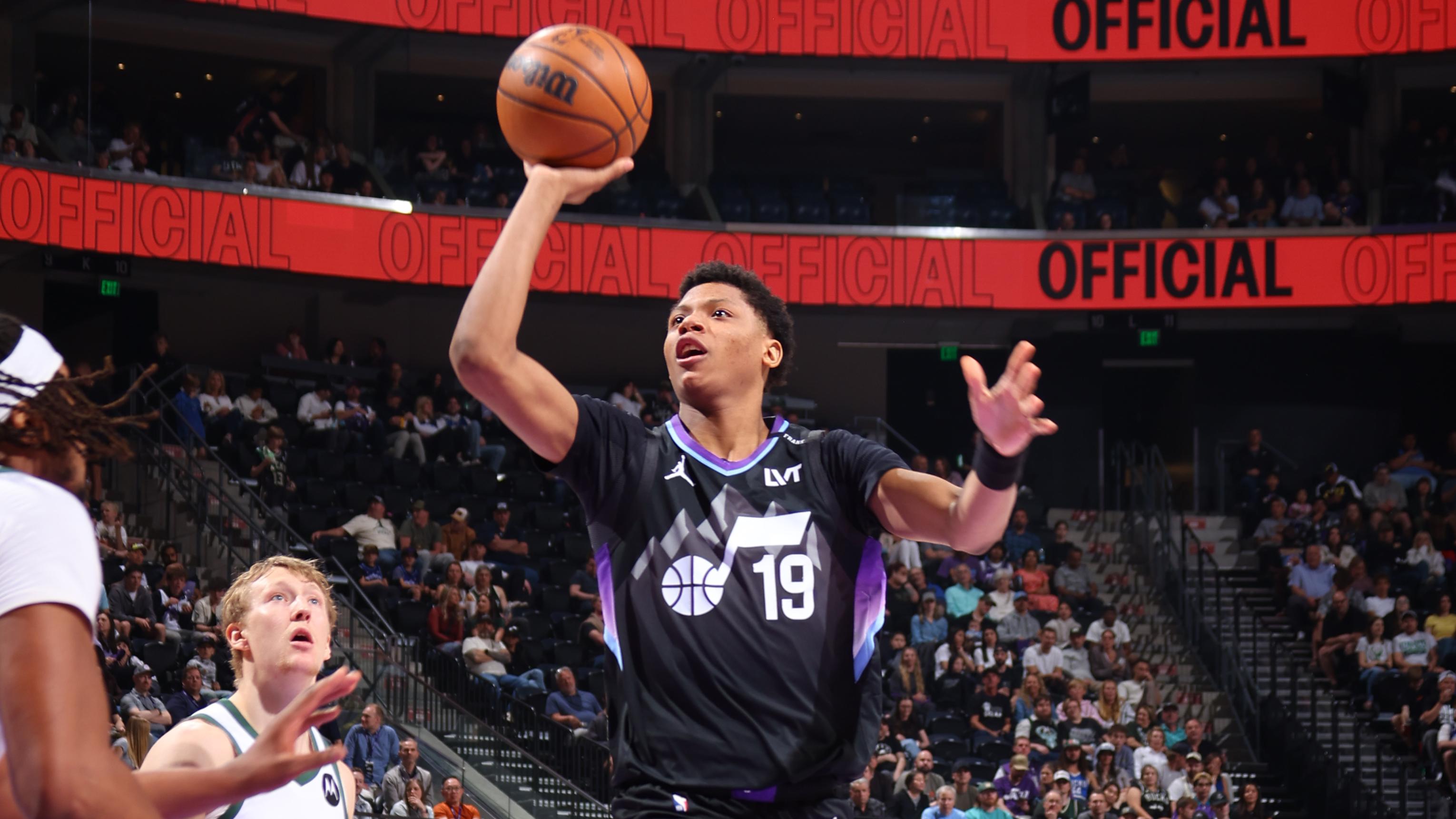 Milwaukee Bucks v Utah Jazz
