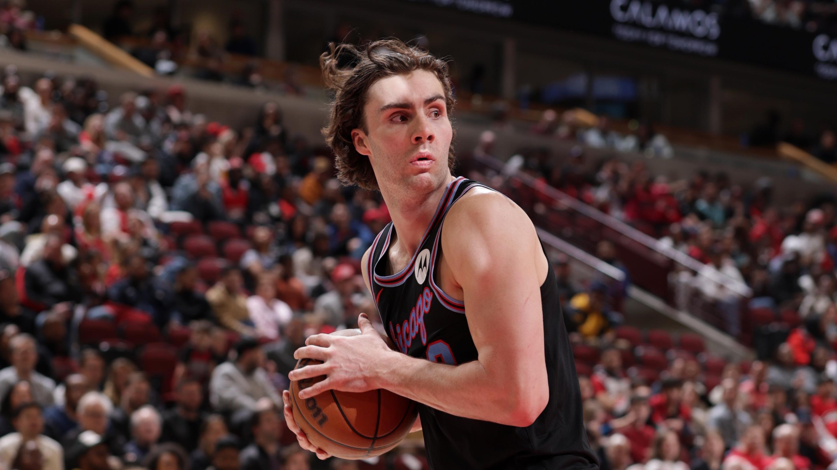 Cleveland Cavaliers v Chicago Bulls