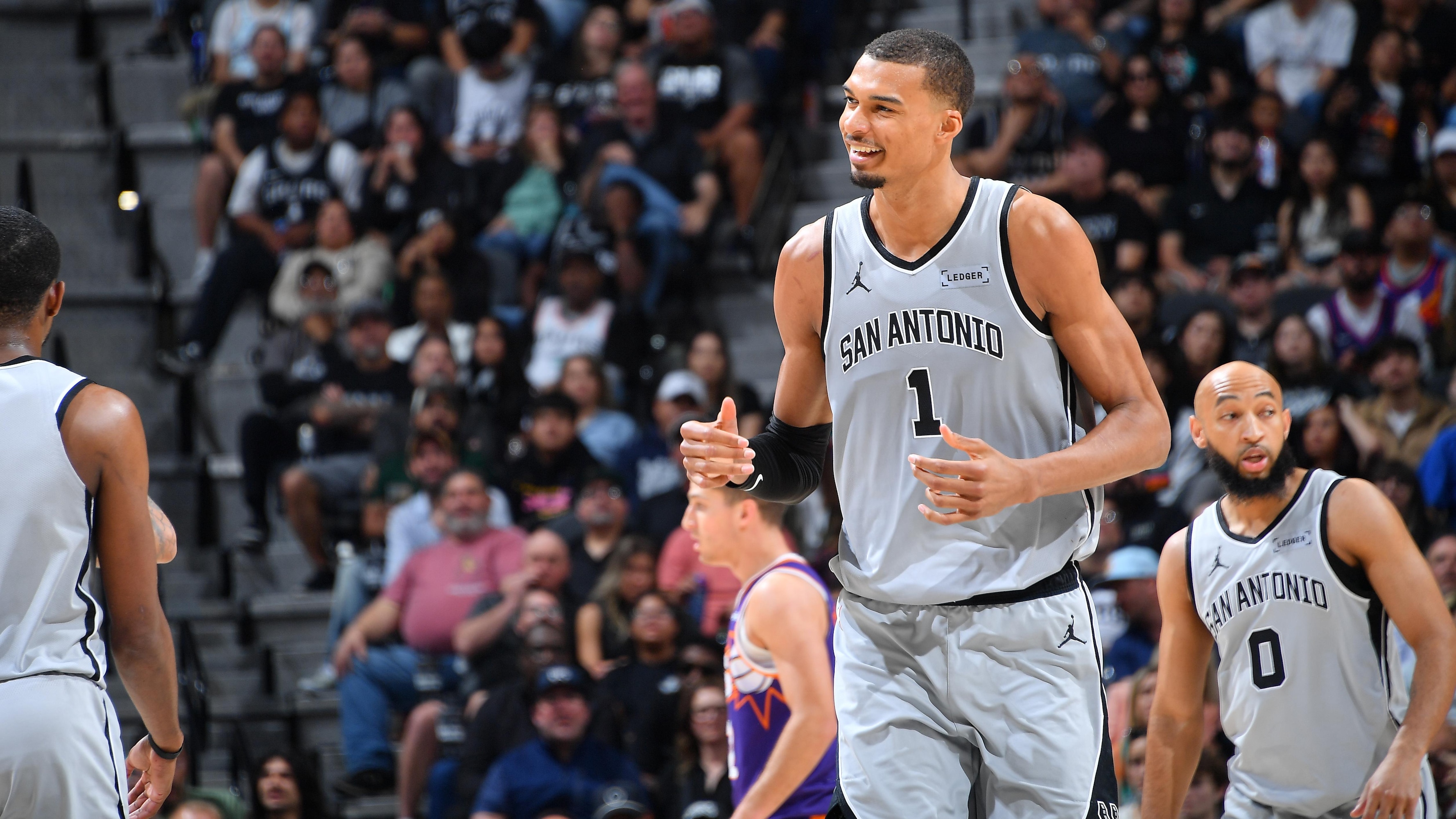 Victor Wembanyama Reacts to Game-Winner vs. Suns to Clinch NBA Playoff Spot, 'I Was Getting Mobbed'