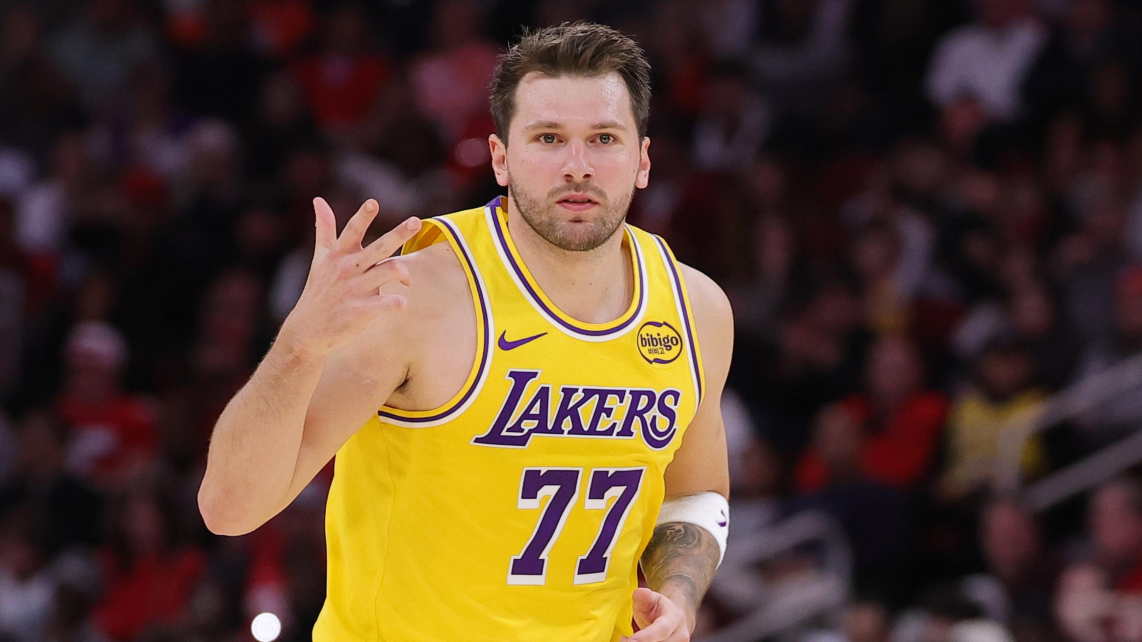Los Angeles Lakers v Houston Rockets
