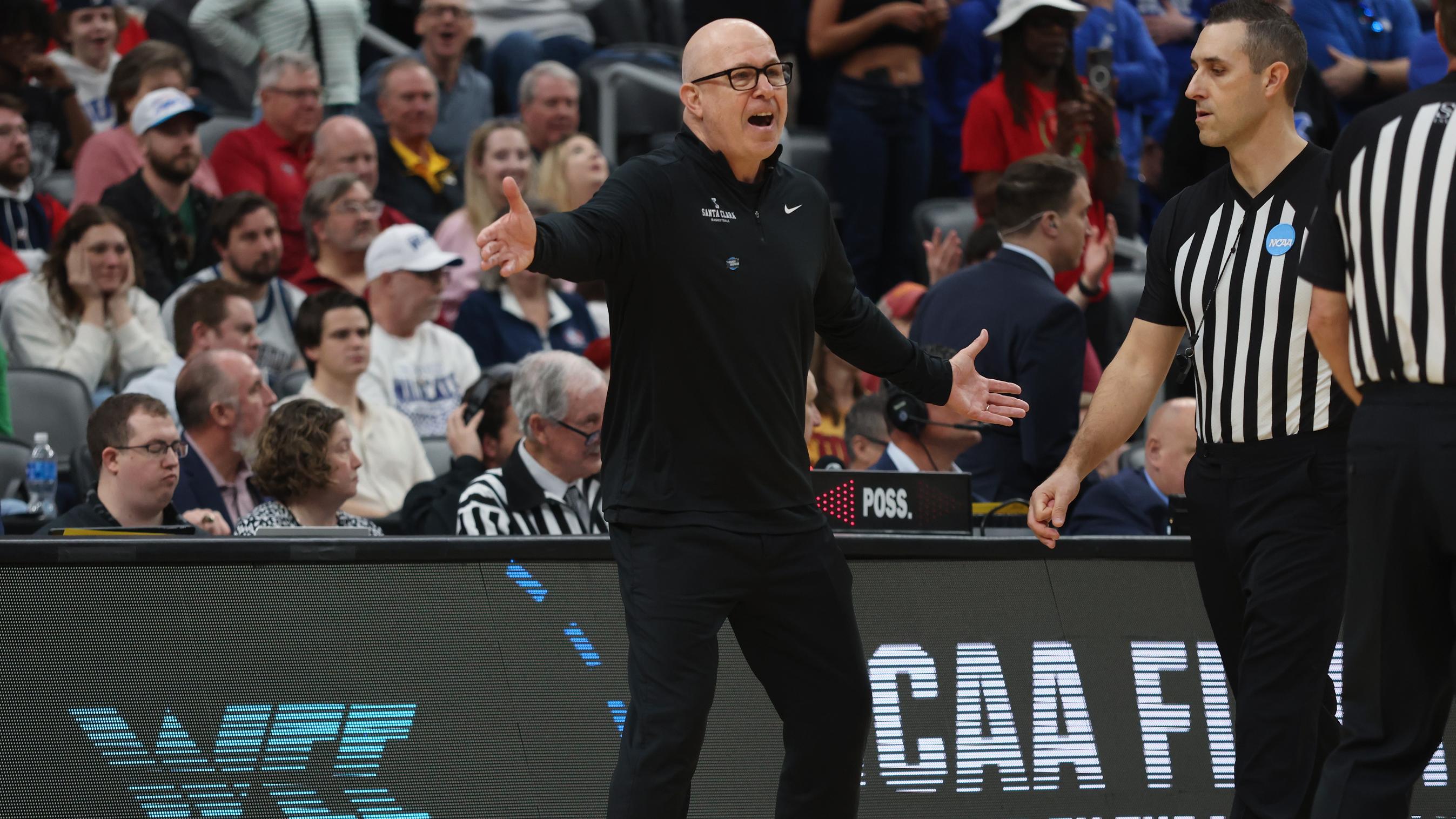 NCAA Men's Basketball Tournament - First Round - St. Louis