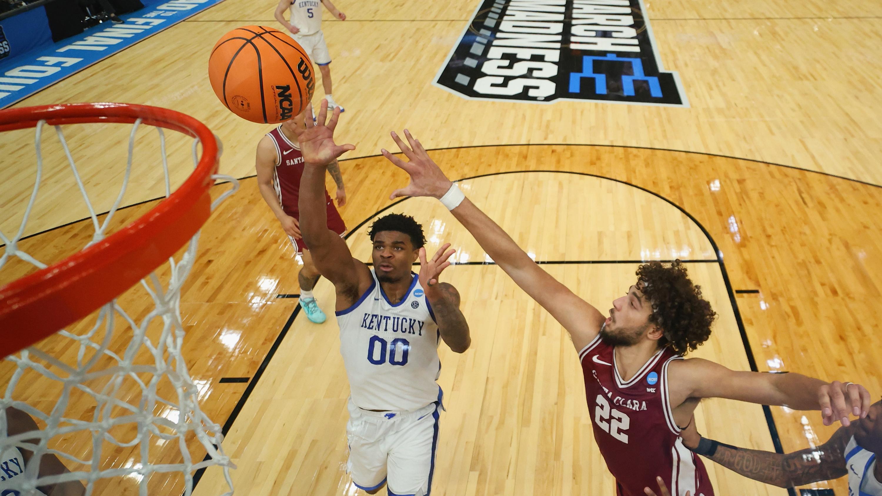 NCAA Men's Basketball Tournament - First Round - St. Louis
