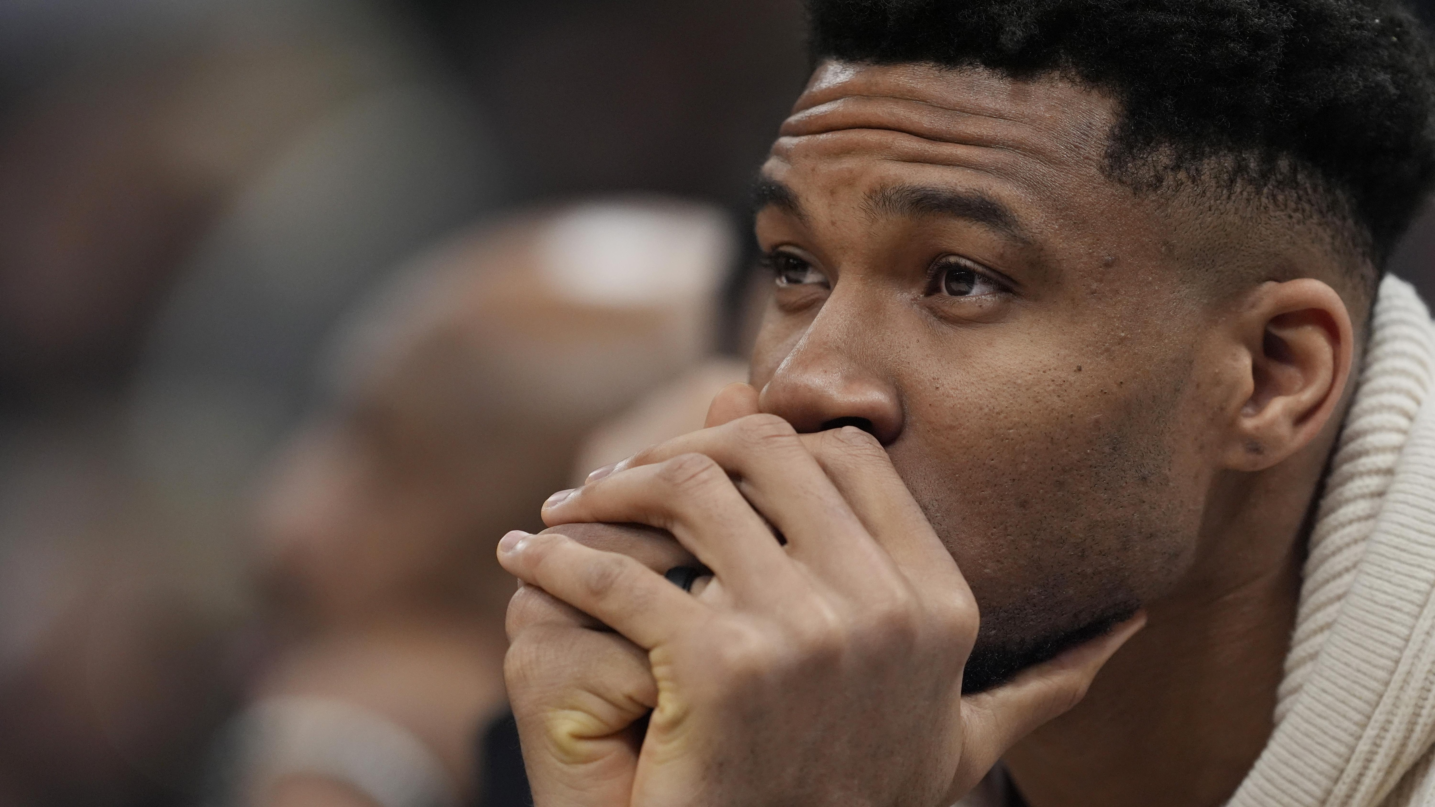 Cleveland Cavaliers v Milwaukee Bucks