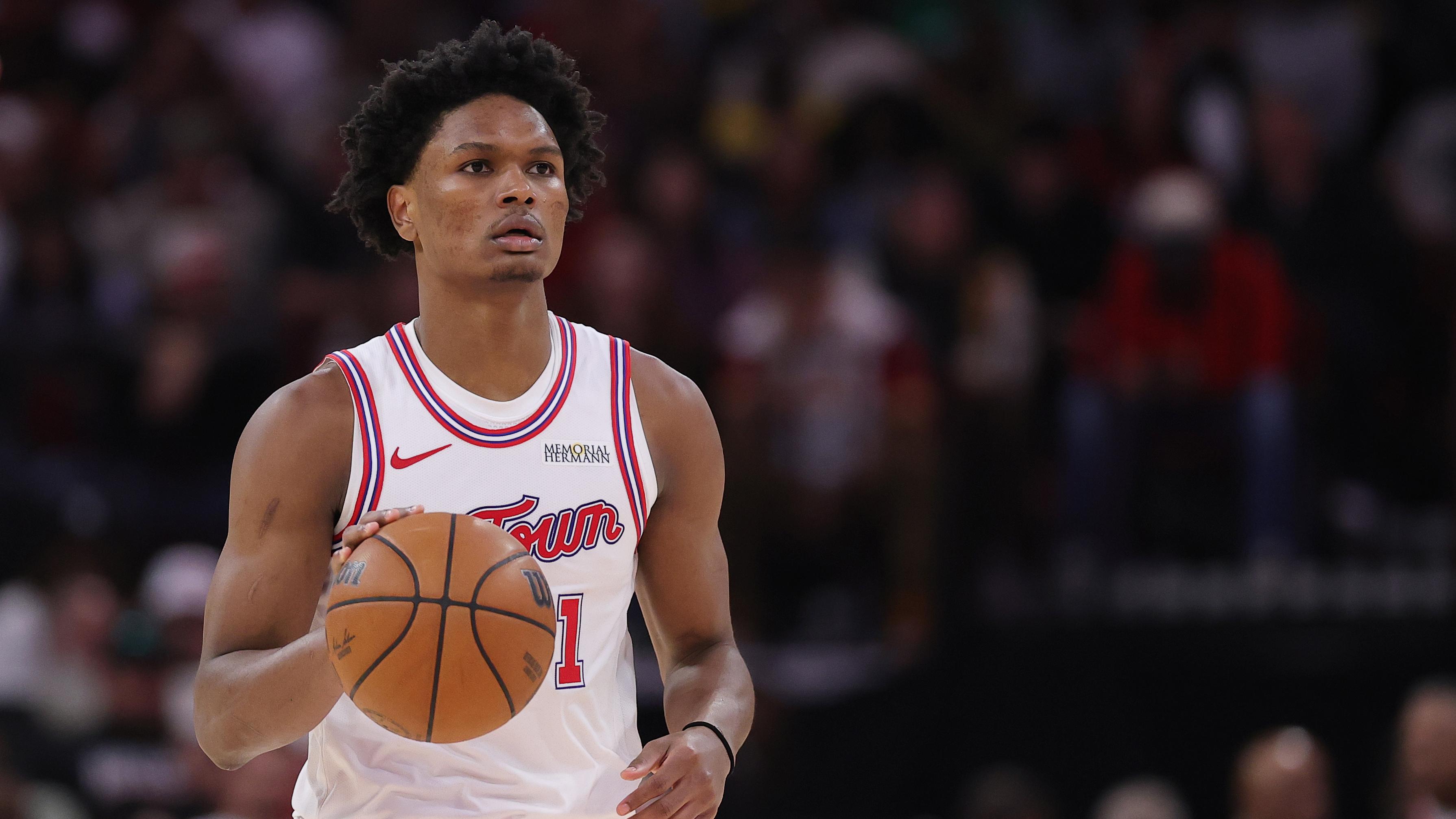 Los Angeles Lakers v Houston Rockets