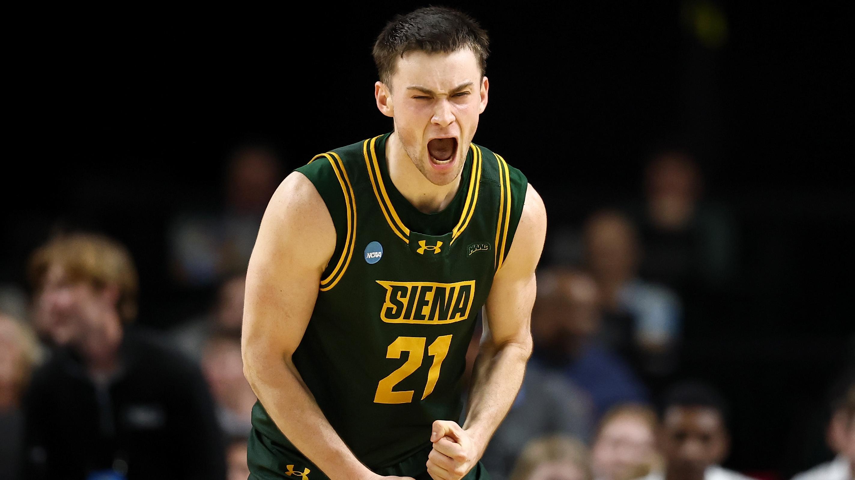 Siena v Duke