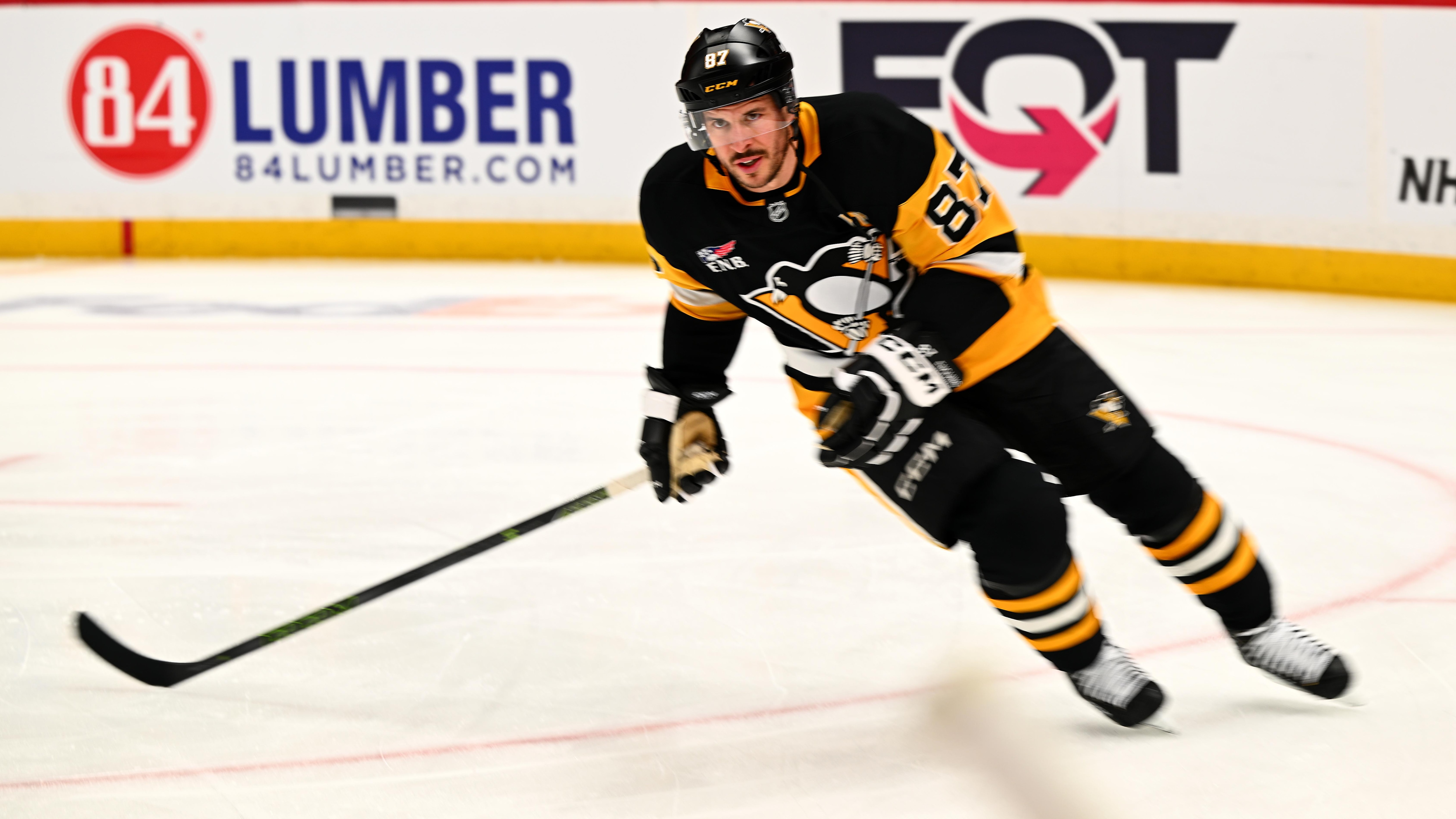 Carolina Hurricanes v Pittsburgh Penguins