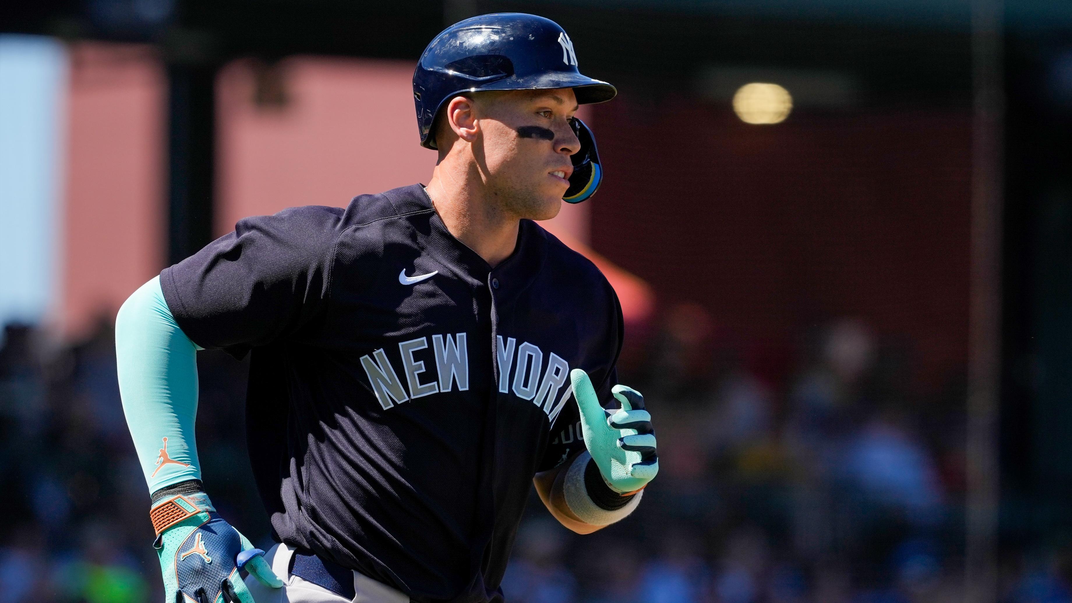 New York Yankees v. Chicago Cubs