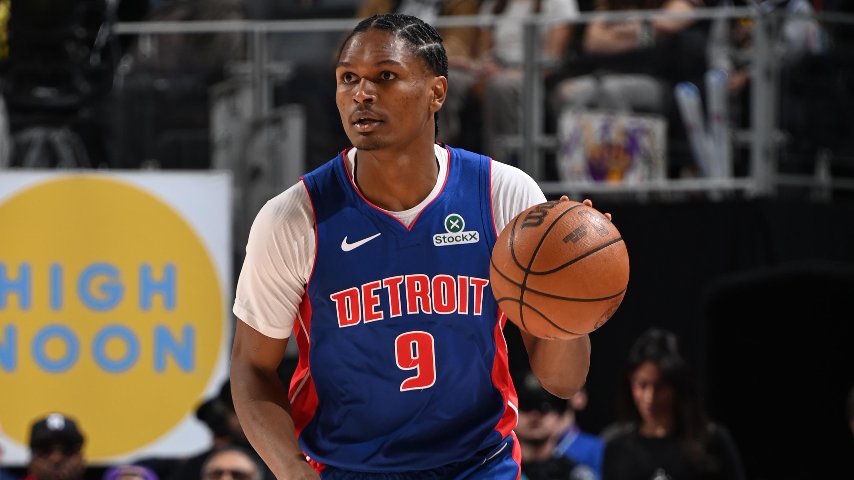 Los Angeles Lakers v Detroit Pistons