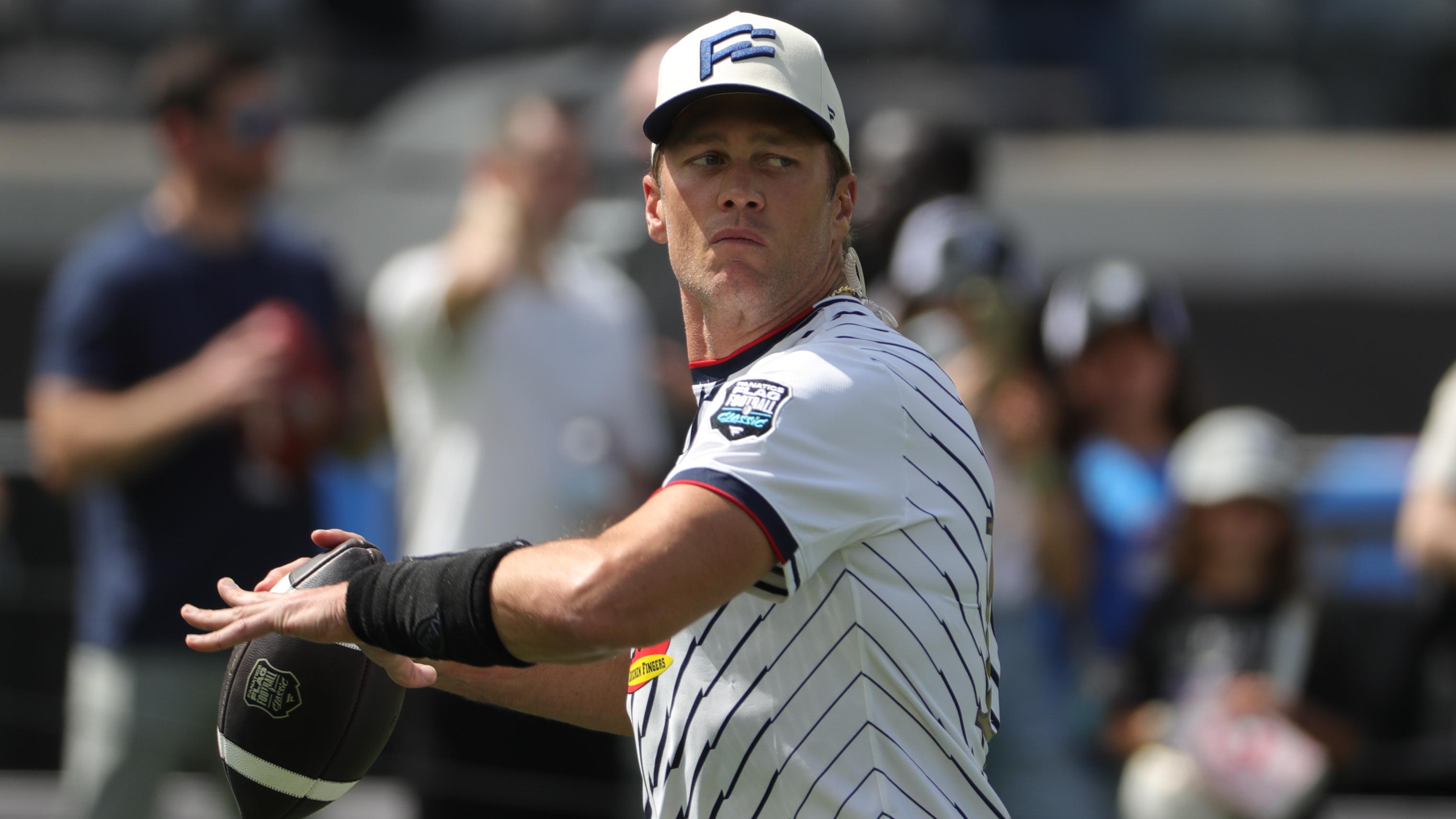 FOOTBAL: MAR 21 Fanatics Flag Football Classic