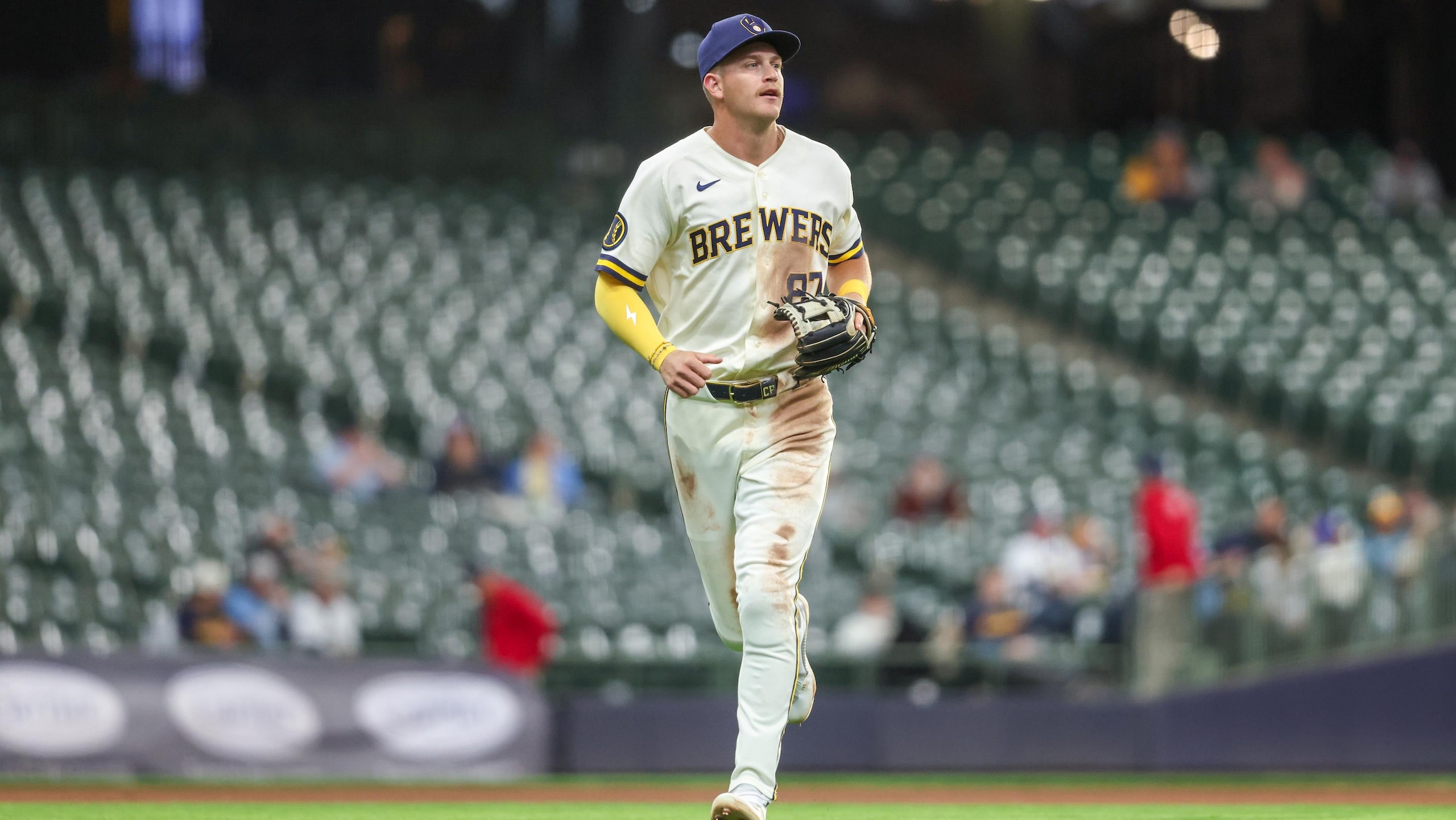 Cincinnati Reds v. Milwaukee Brewers
