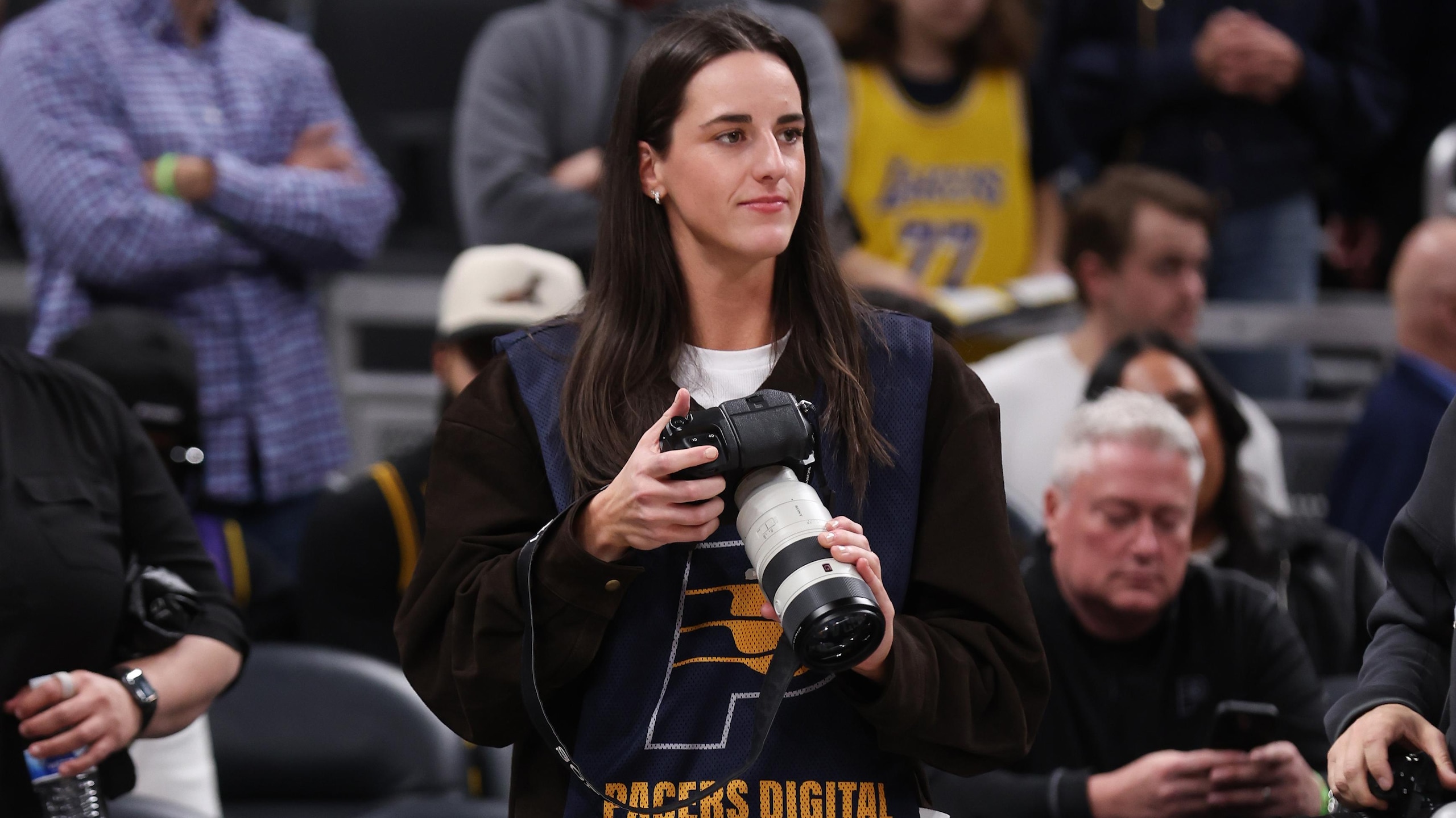 Los Angeles Lakers v Indiana Pacers Los Angeles Lakers v Indiana Pacers
