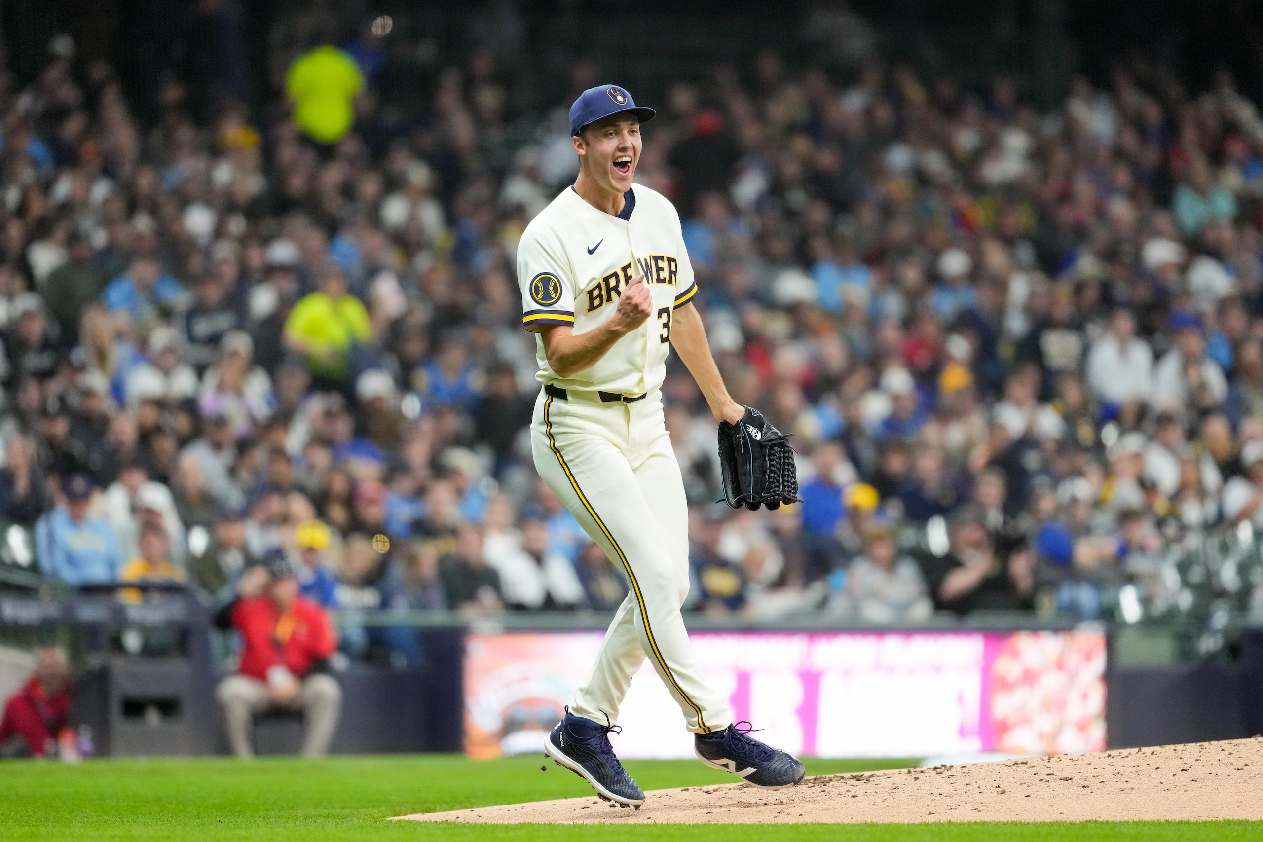 Chicago White Sox v. Milwaukee Brewers