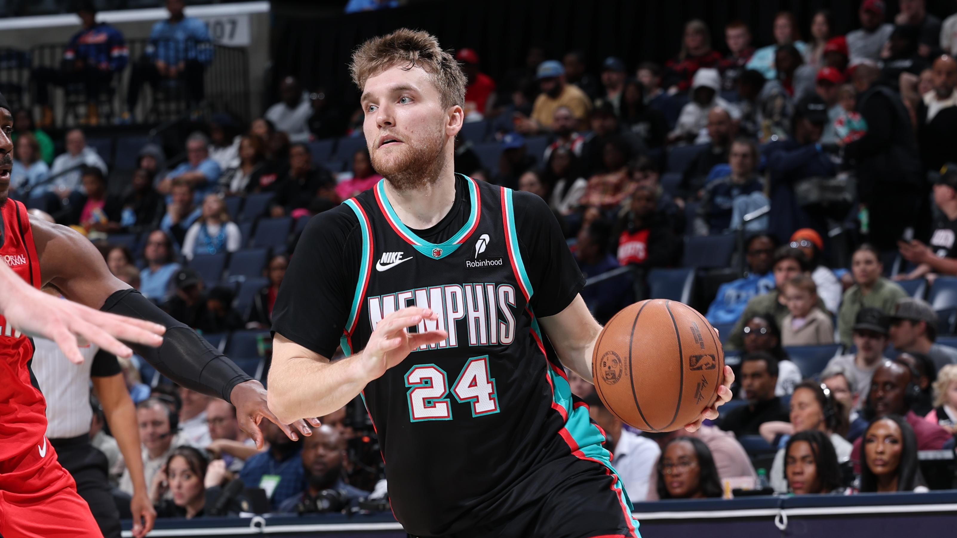 Houston Rockets v Memphis Grizzlies
