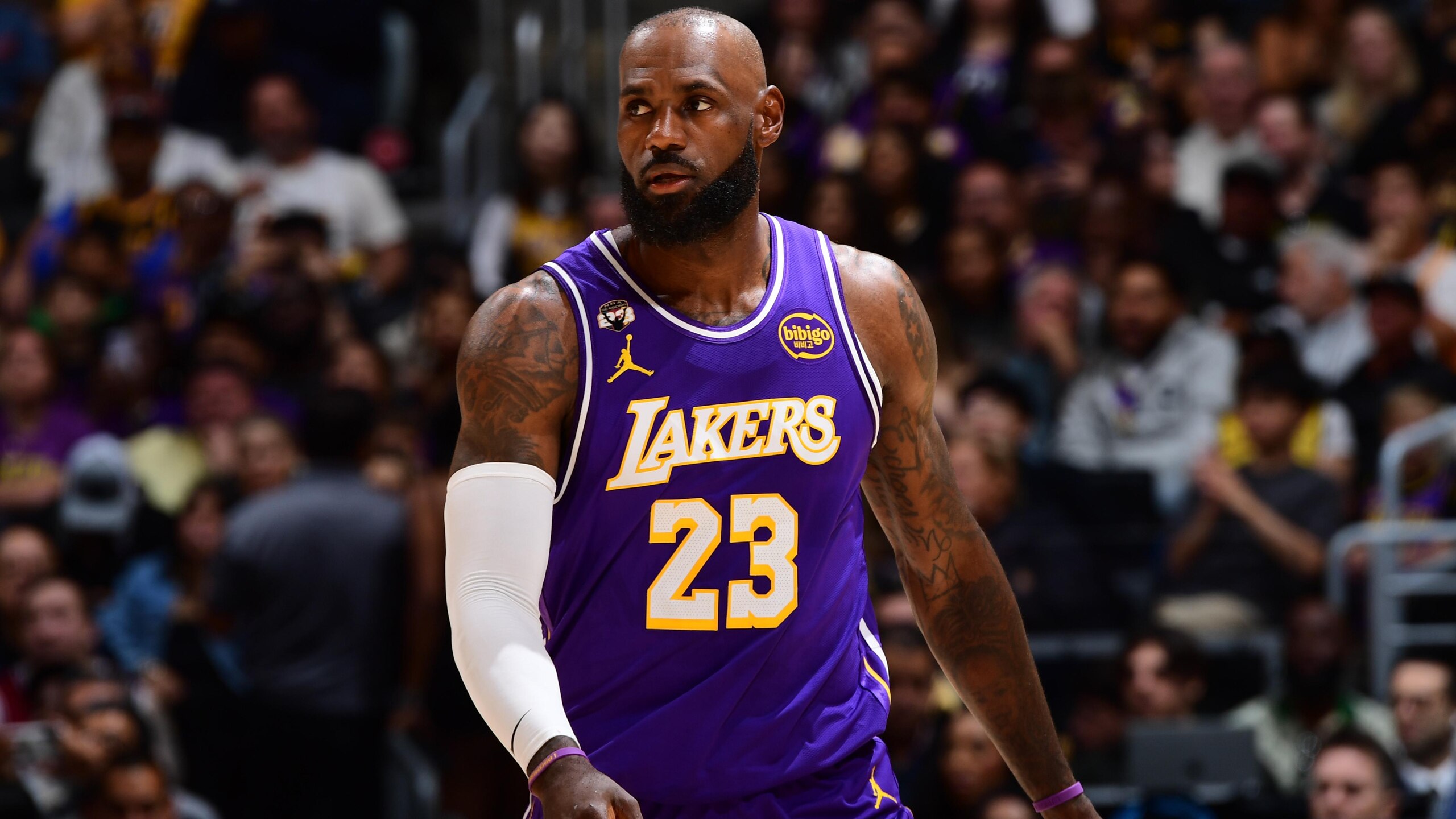 Brooklyn Nets v Los Angeles Lakers Brooklyn Nets v Los Angeles Lakers