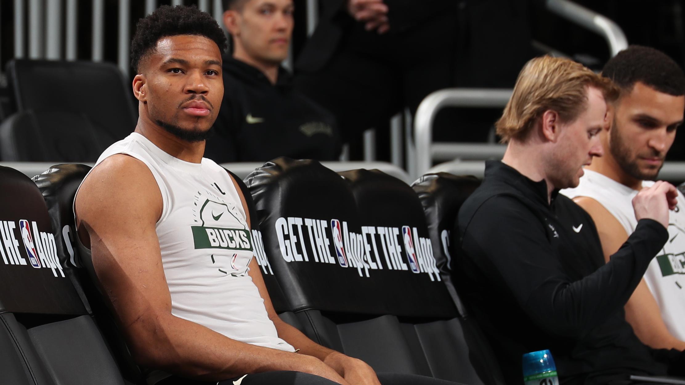 San Antonio Spurs v Milwaukee Bucks