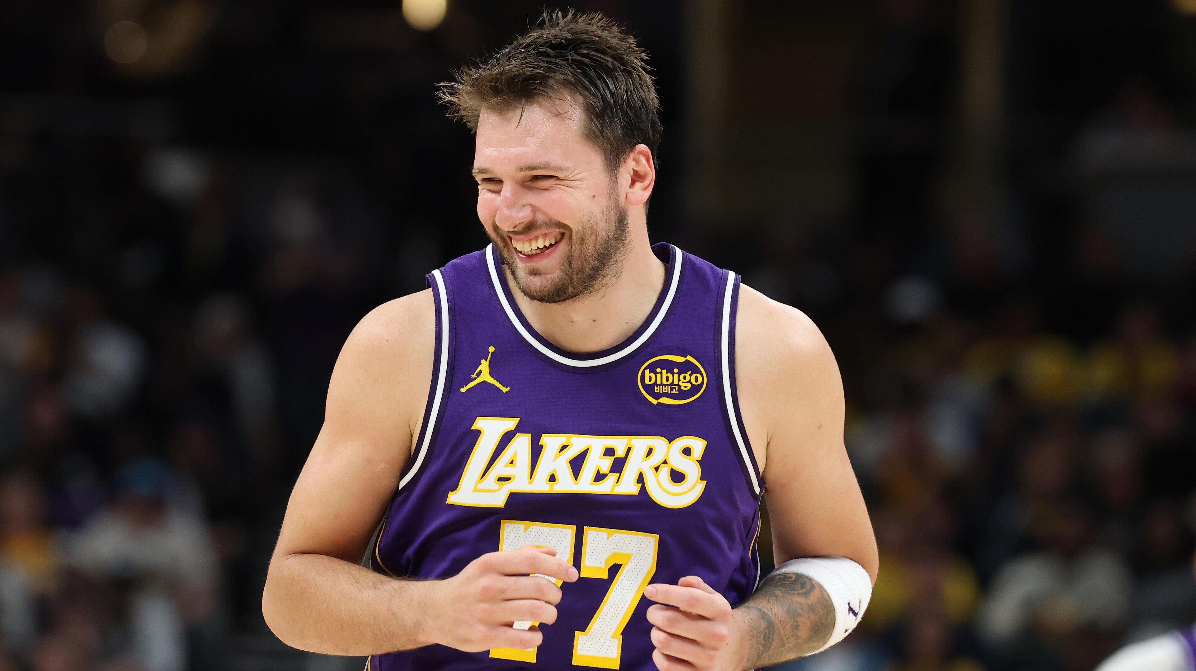 Los Angeles Lakers v Indiana Pacers Los Angeles Lakers v Indiana Pacers
