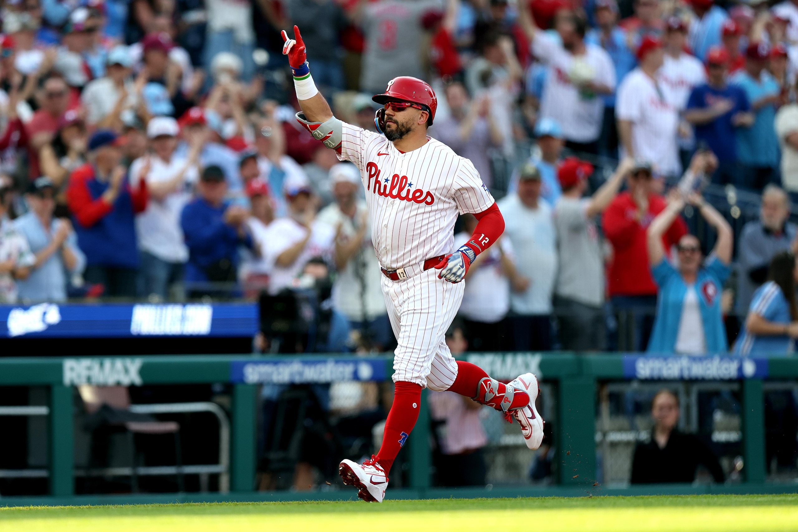 Texas Rangers v Philadelphia Phillies