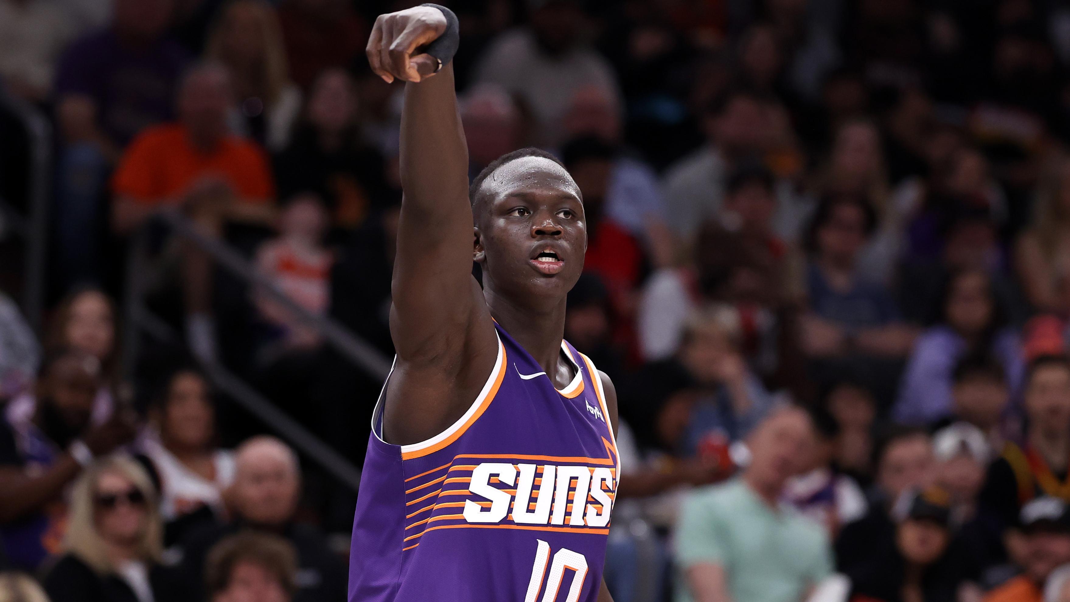 Toronto Raptors v Phoenix Suns