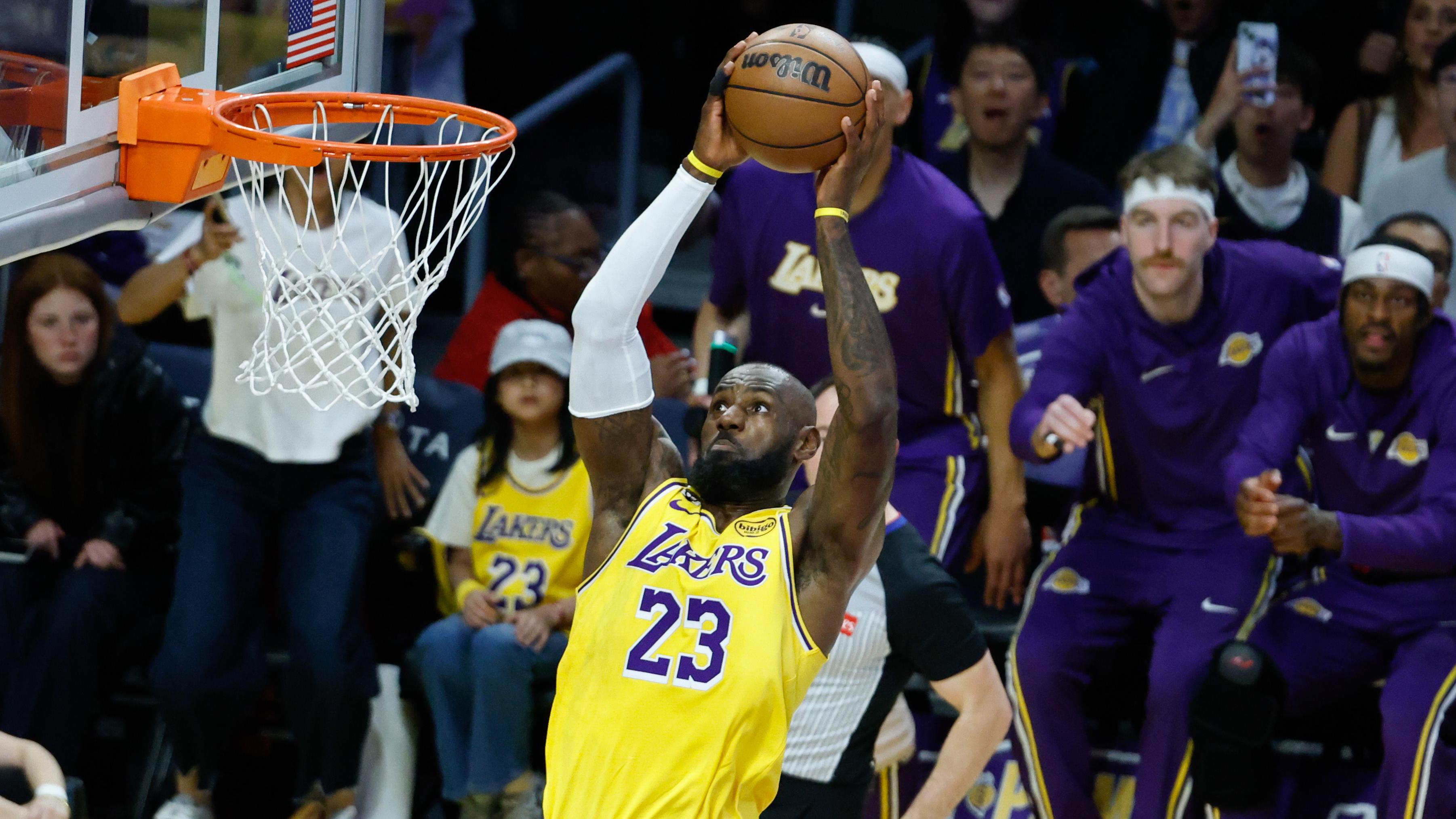 NBA: MAR 30 Washington Wizards at Los Angeles Lakers