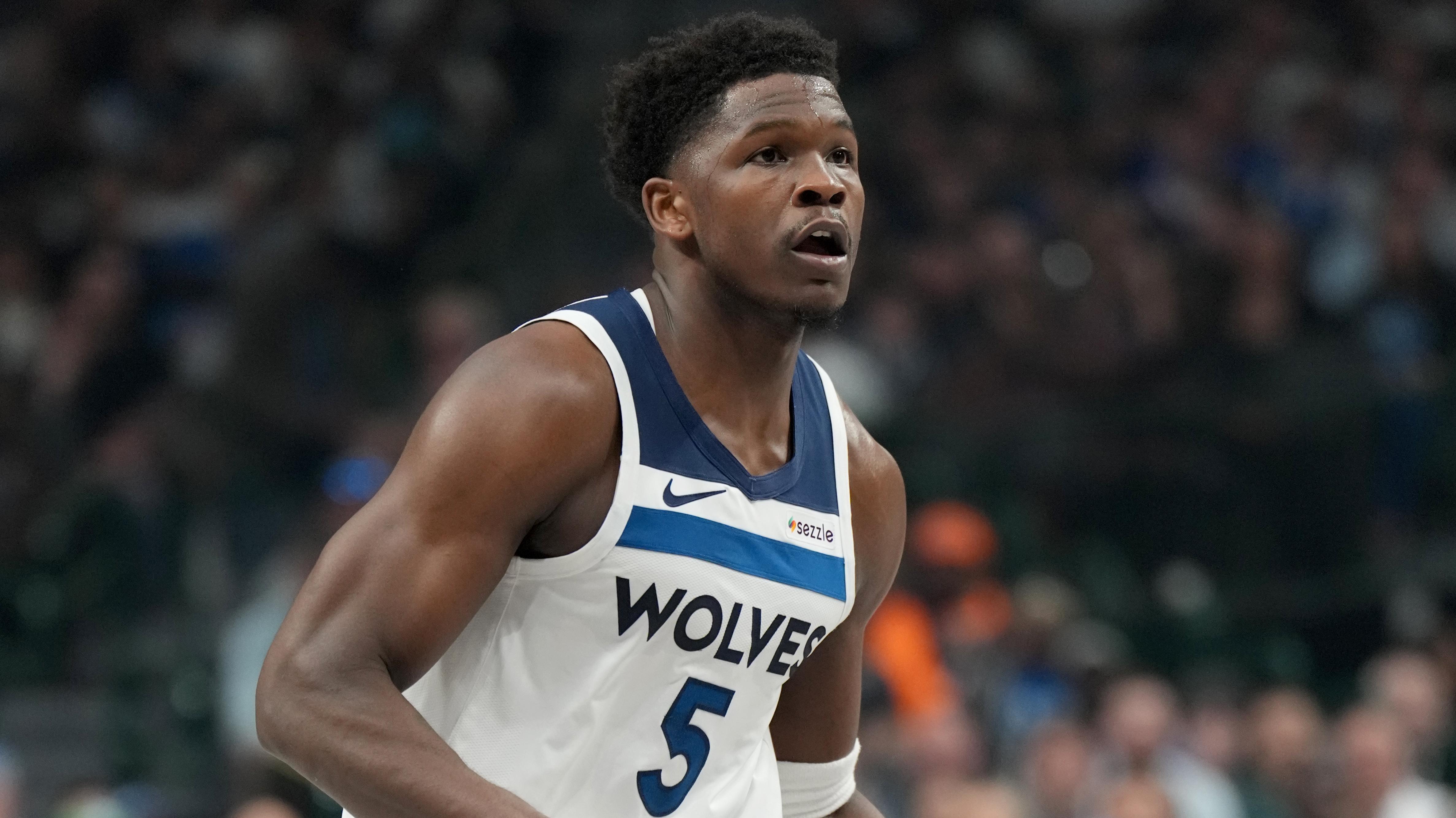 bleacherreport.com - Mike Chiari - TMI? Anthony Edwards' Honest Reason for Missing Start of Wolves Game Revealed in New Trending Video