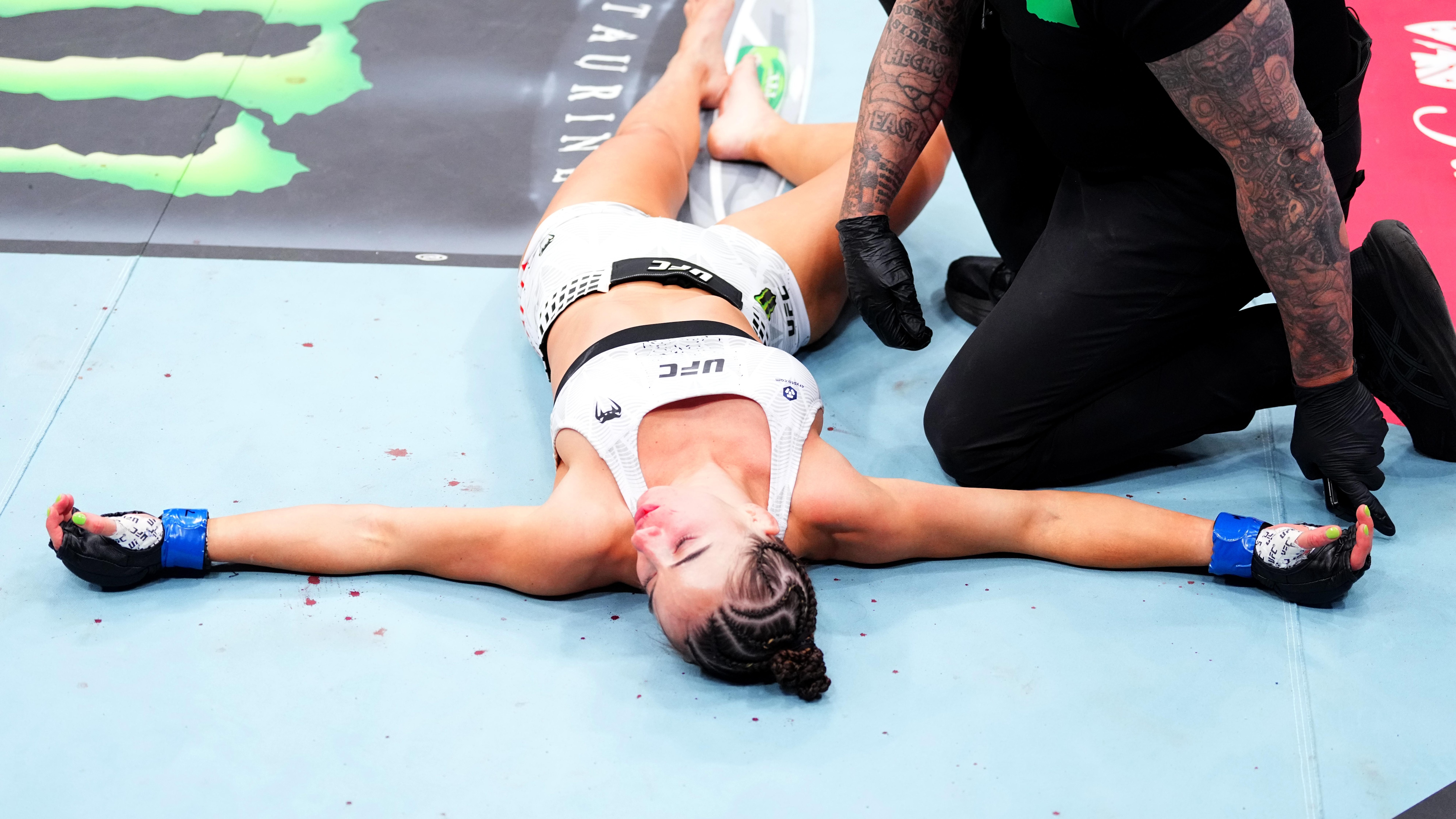 UFC Fight Night: Grasso v Barber