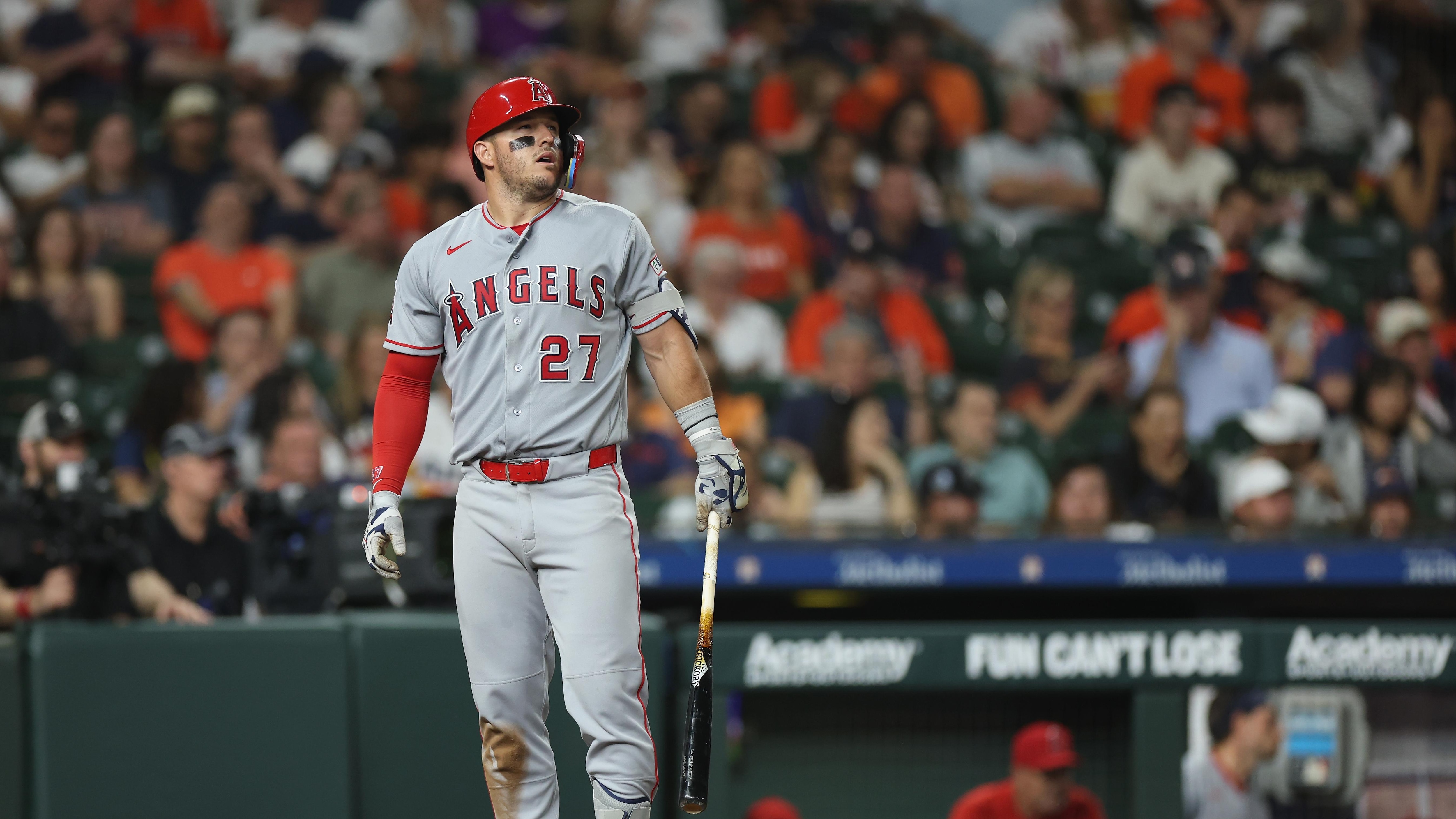Los Angeles Angels v Houston Astros