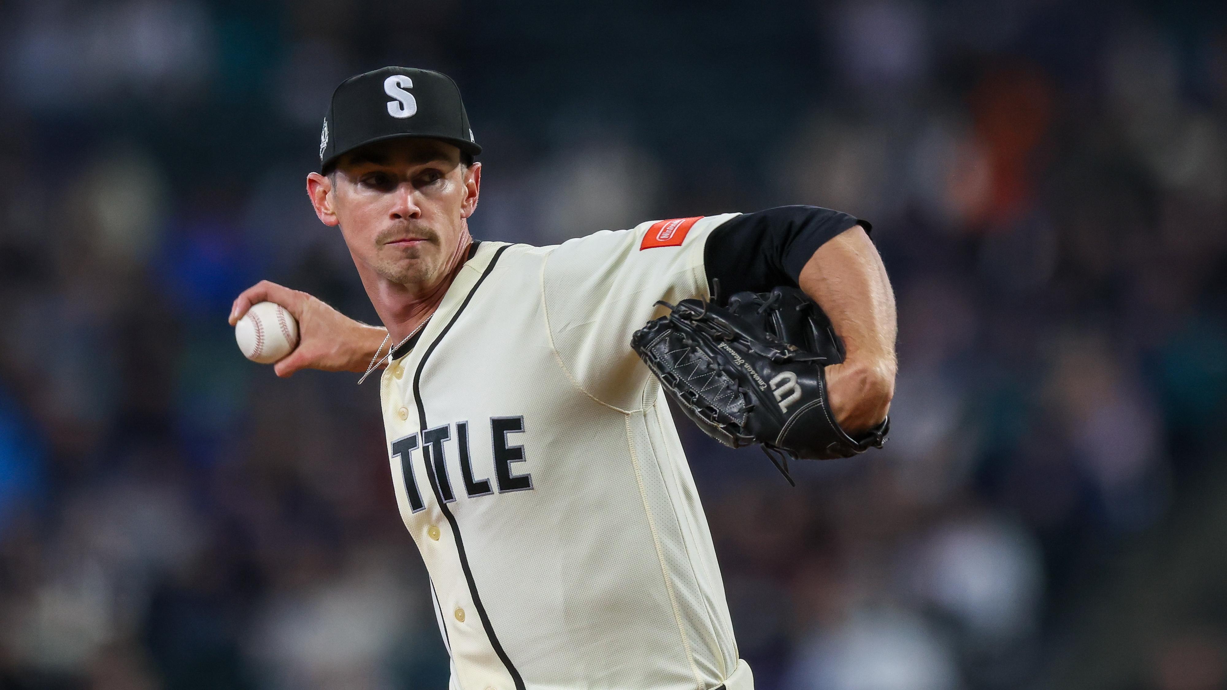 Cleveland Guardians v Seattle Mariners