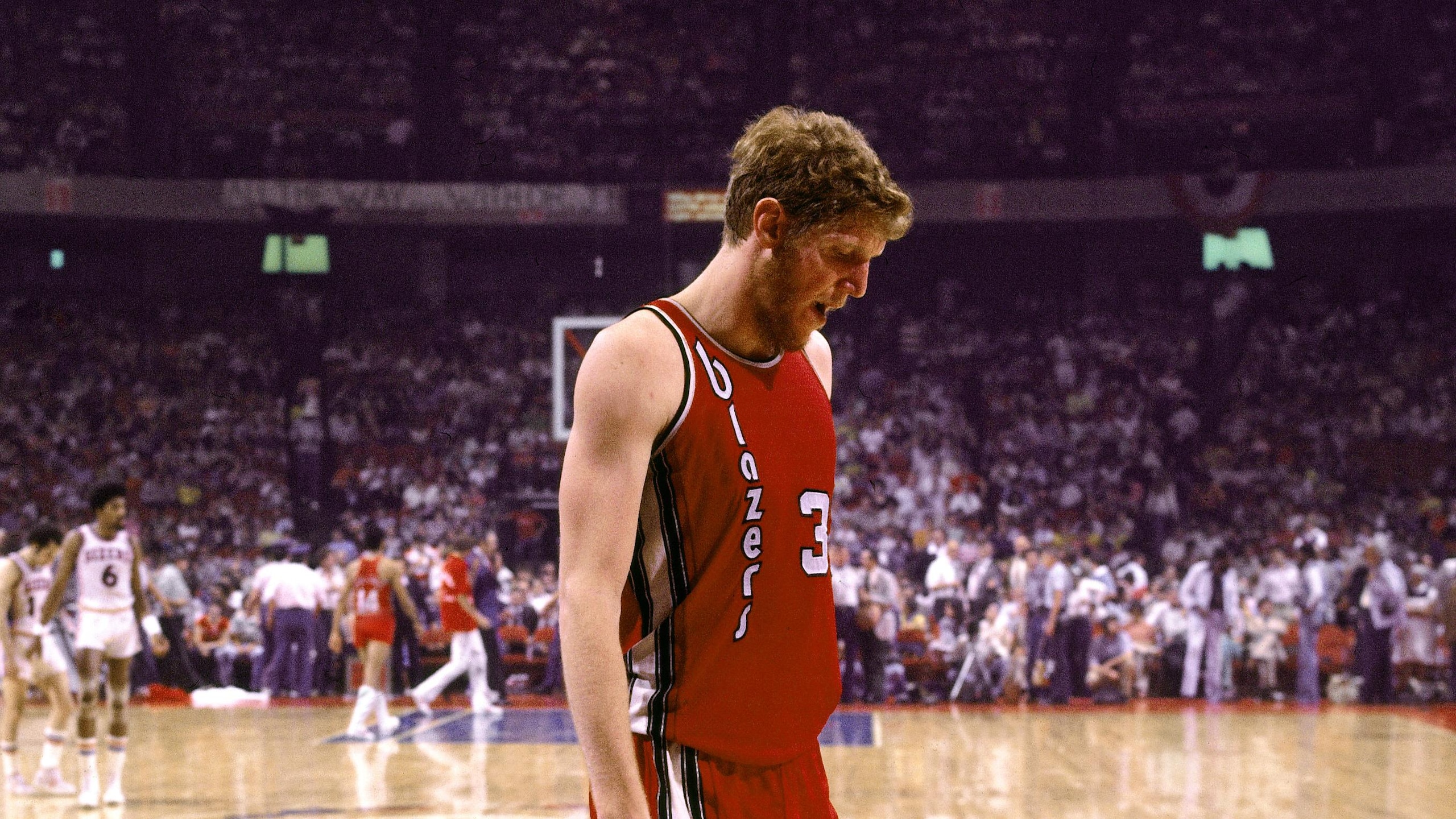 1977 NBA Finals Portland Trailblazers v Philadelphia 76ers