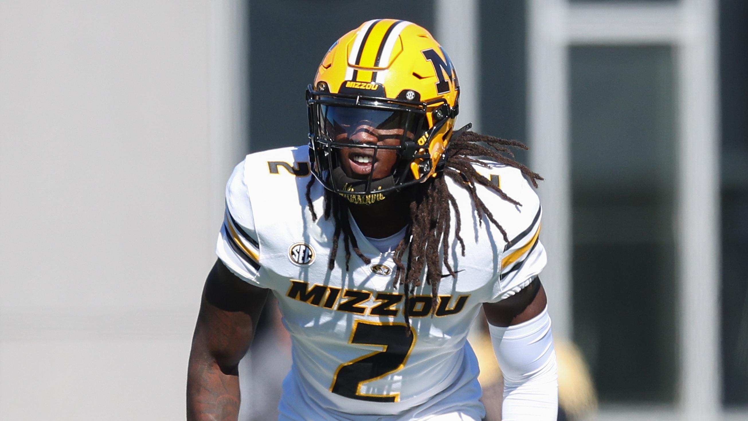 COLLEGE FOOTBALL: OCT 12 Missouri at UMass