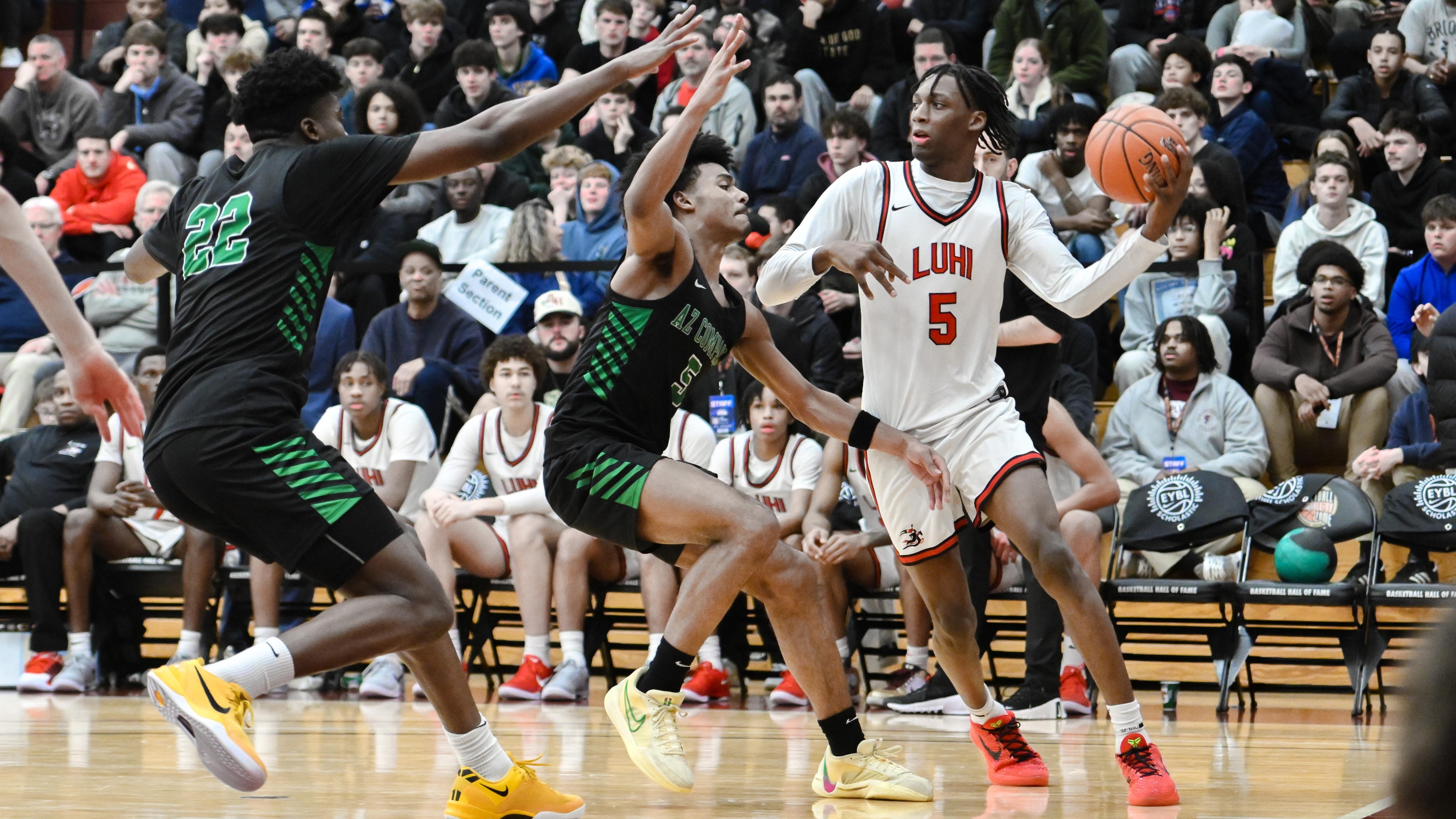 HIGH SCHOOL BASKETBALL: JAN 19 Spalding Hoophall Classic - Long Island Lutheran vs Arizona Compass Prep