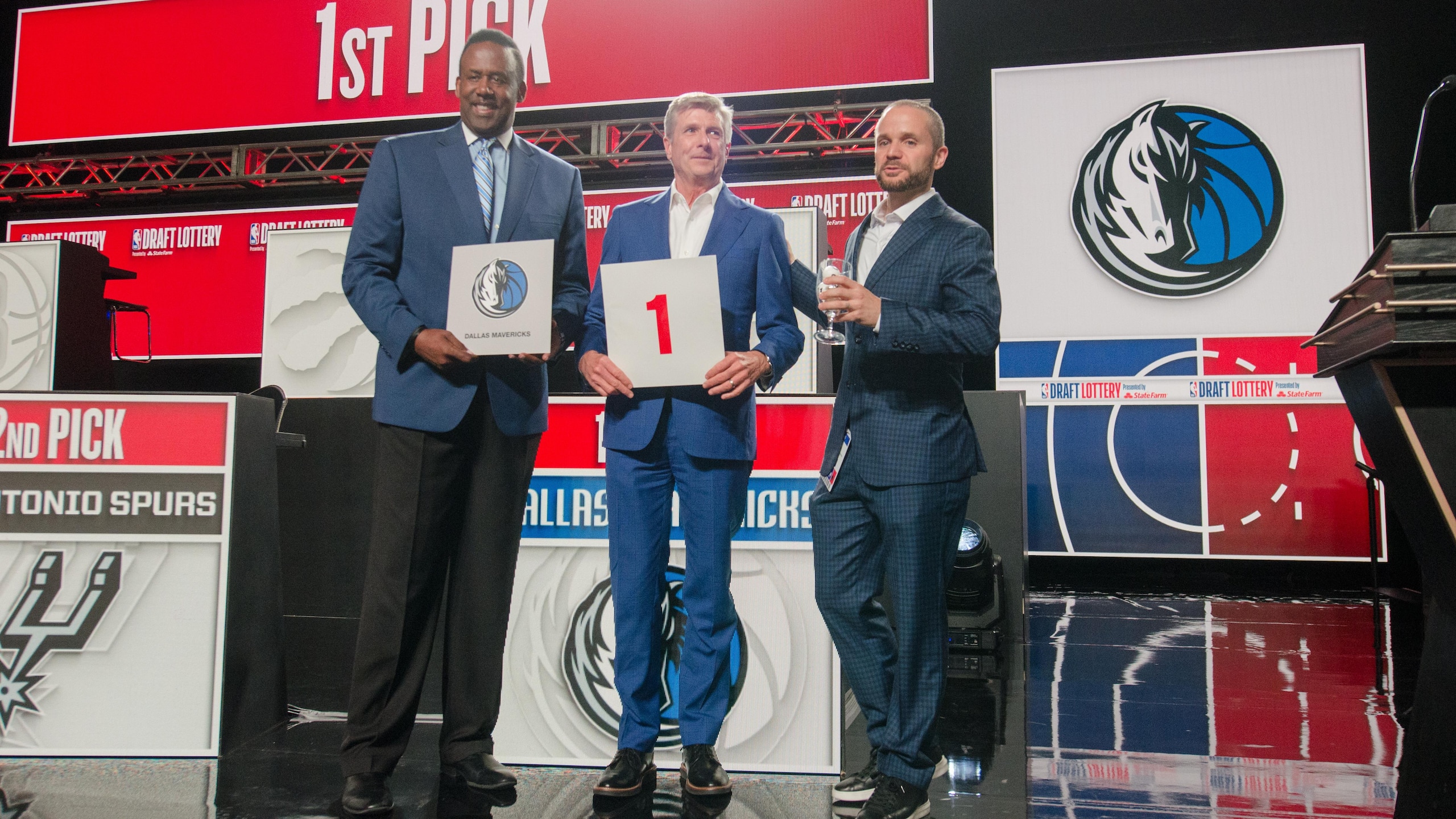 Dallas Mavericks won the 2025 NBA Draft Lottery in Chicago