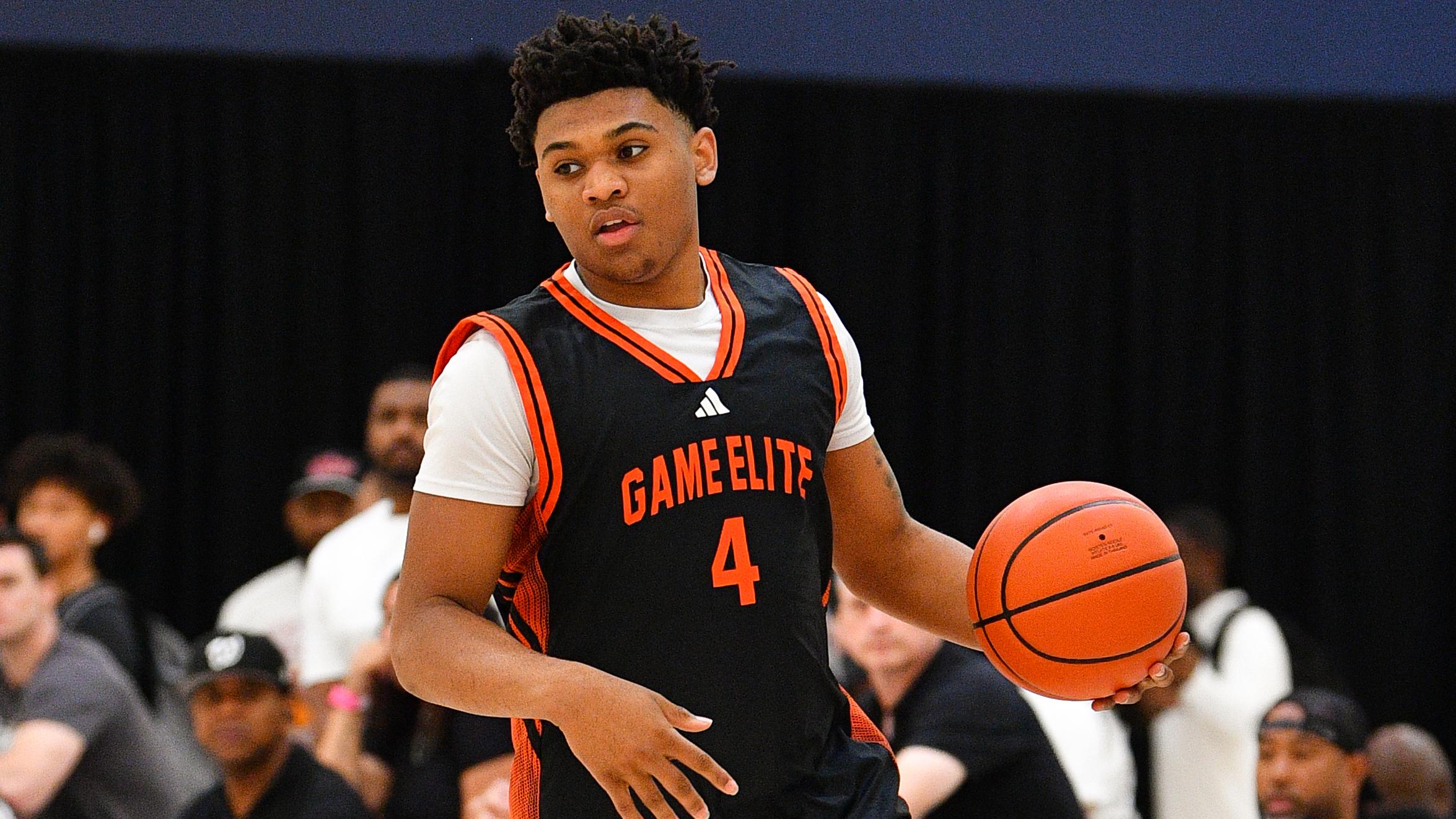 HIGH SCHOOL BASKETBALL: JUL 17 adidas 3SSB Earn Your Stripes Invitational