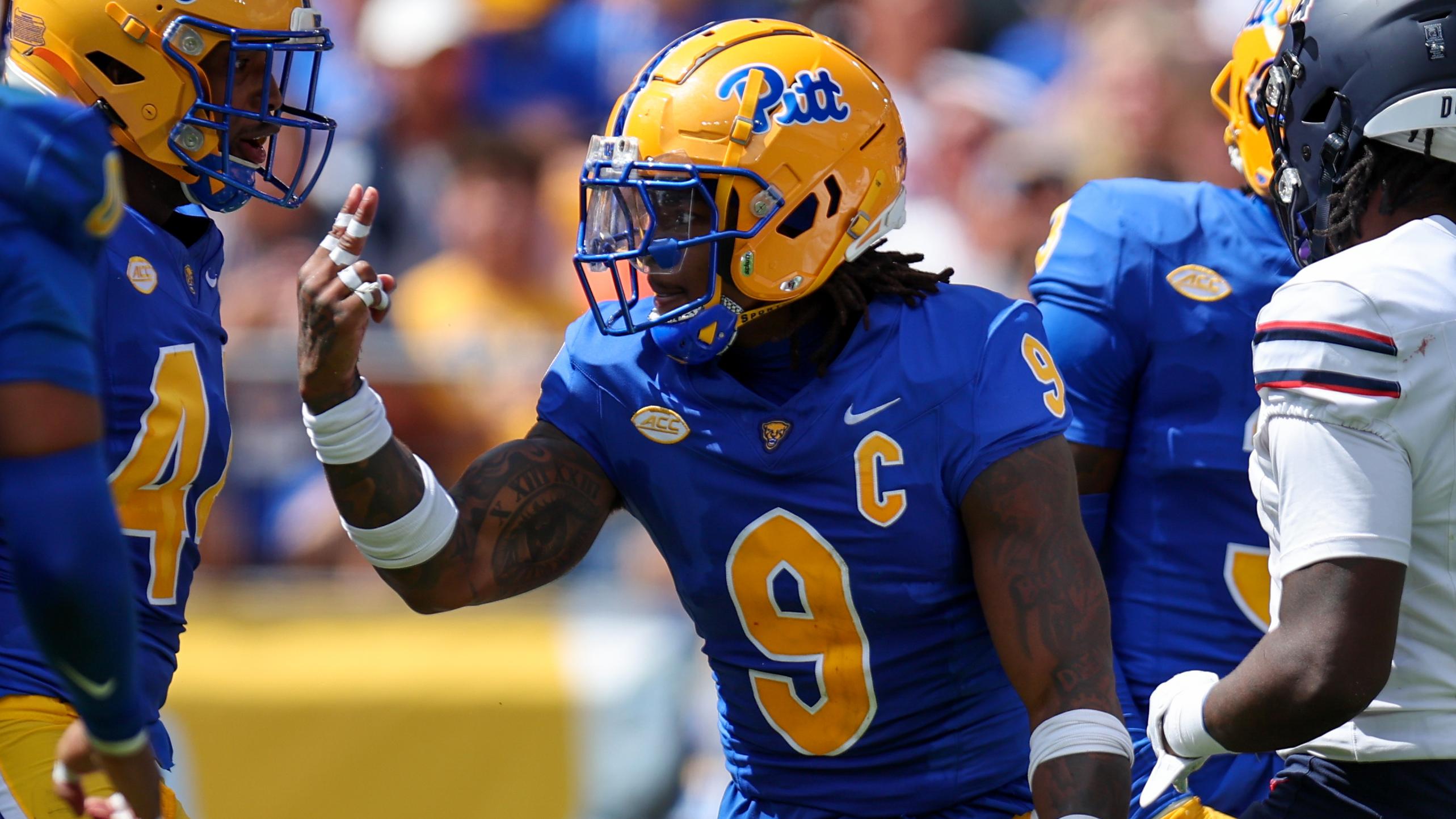 COLLEGE FOOTBALL: AUG 30 Duquesne at Pitt