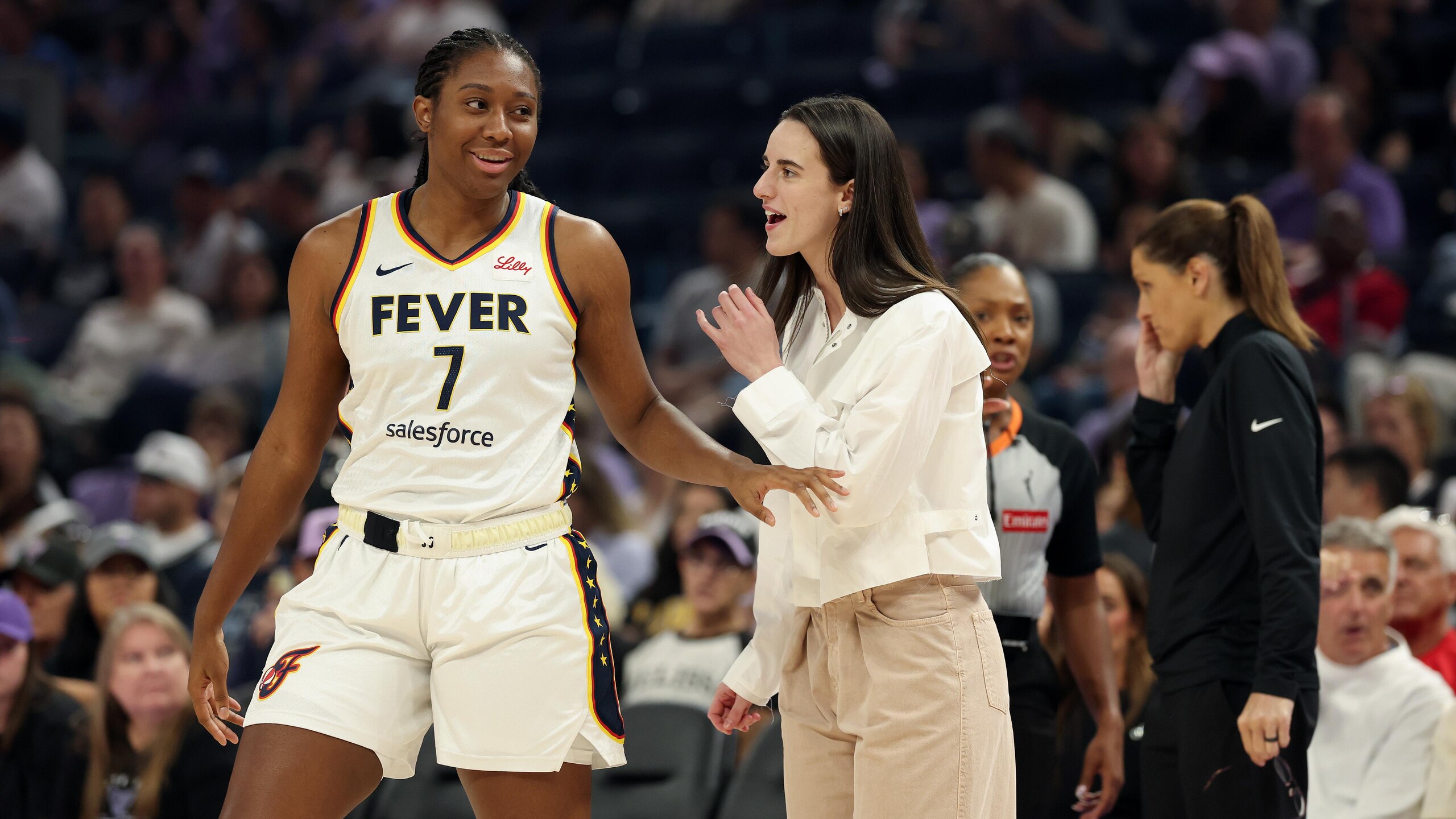 Indiana Fever v Golden State Valkyries Indiana Fever v Golden State Valkyries